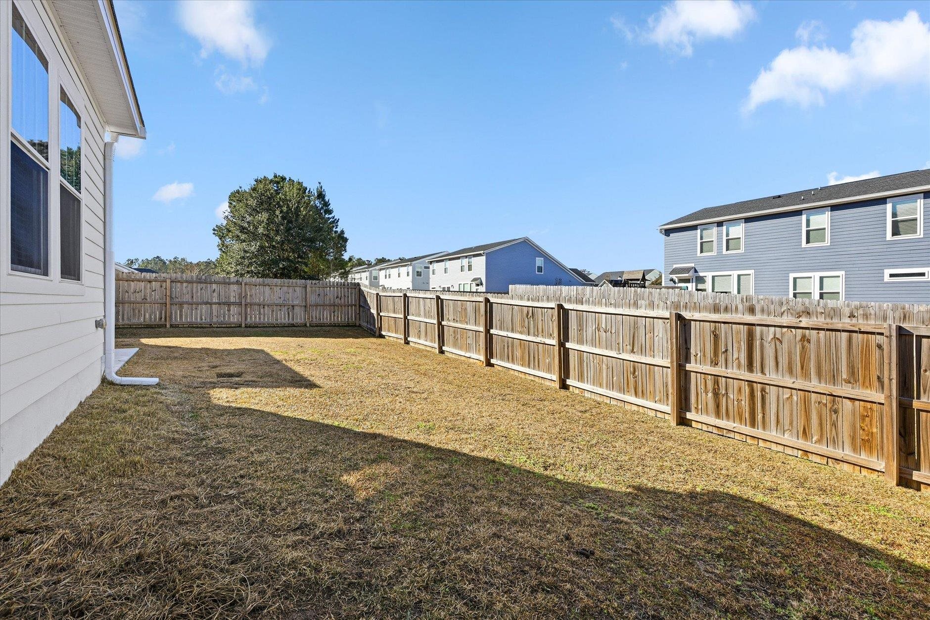 8760 GREENRIDGE Lane