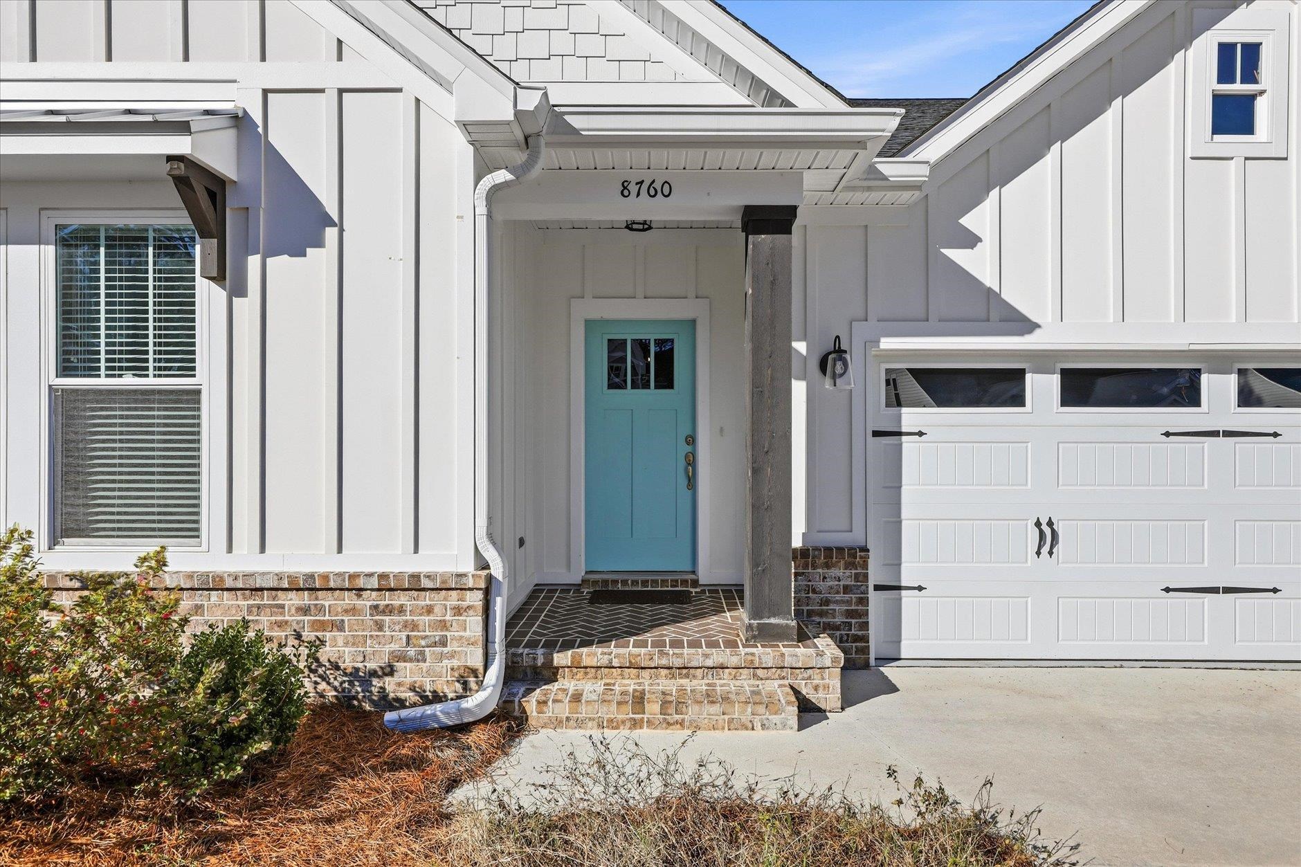 8760 GREENRIDGE Lane