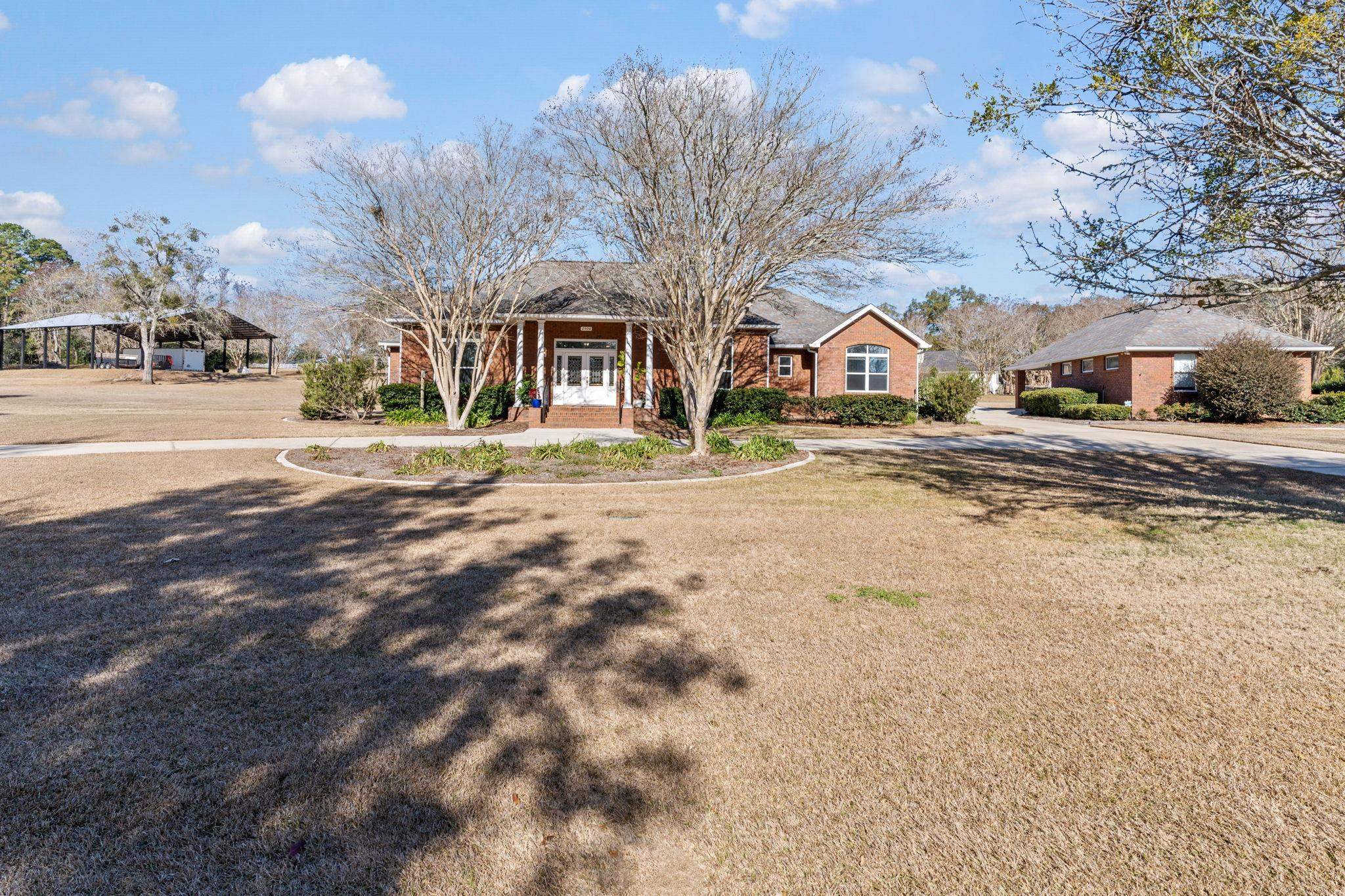 2500 LAKEFAIR Drive