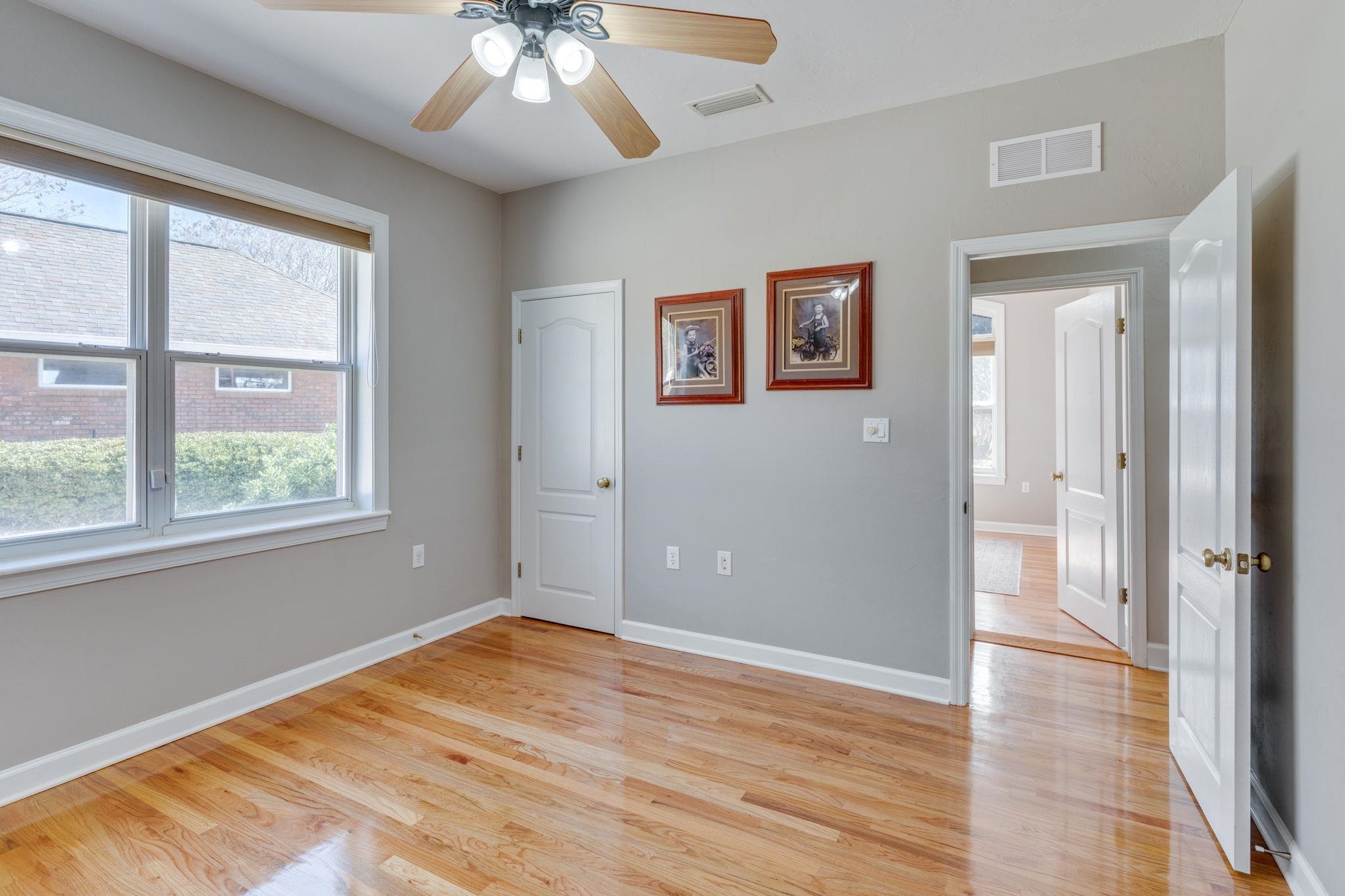 2500 LAKEFAIR Drive