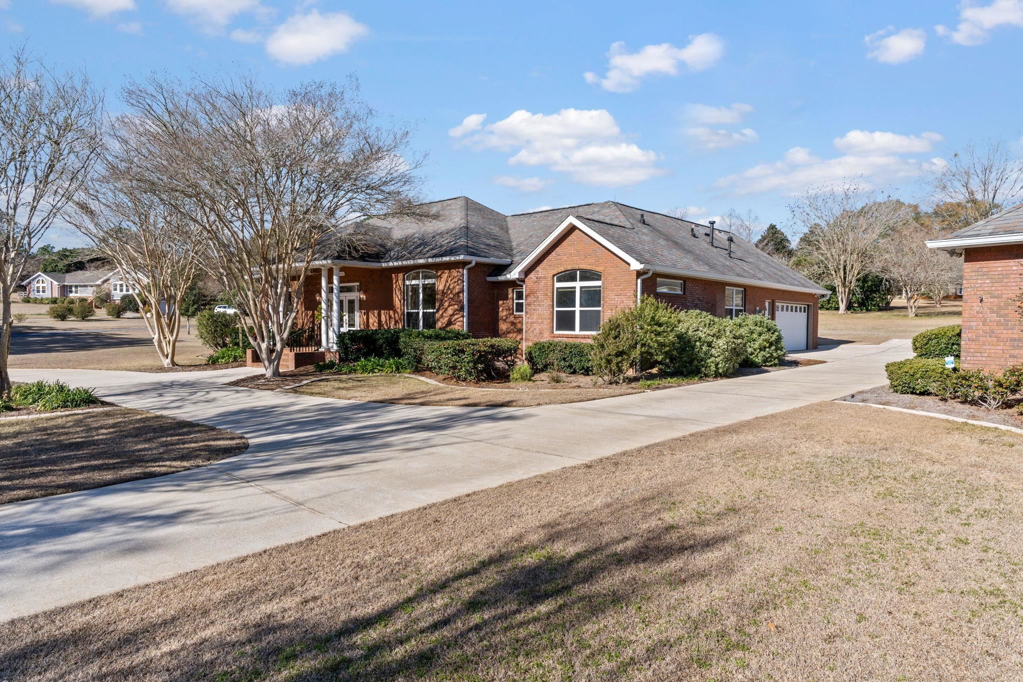 2500 LAKEFAIR Drive