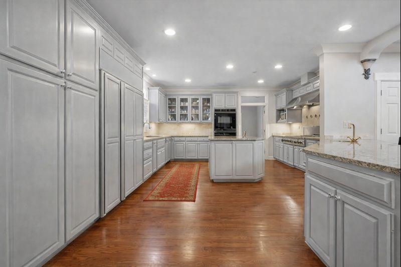 5351 Pembridge Place