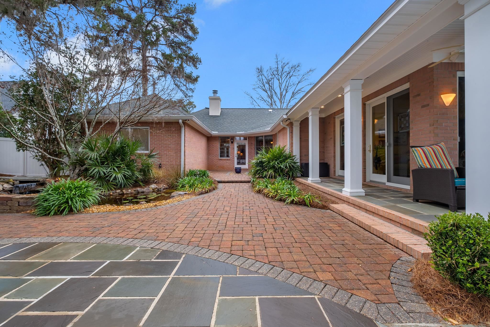 389 Meadow Ridge Drive