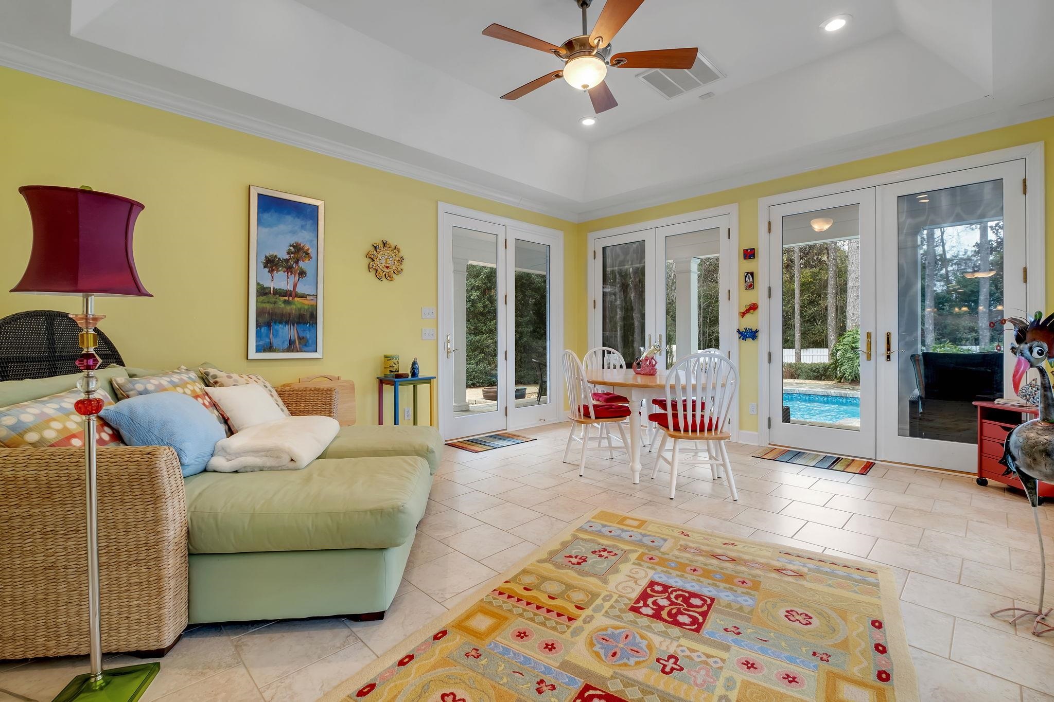 389 Meadow Ridge Drive