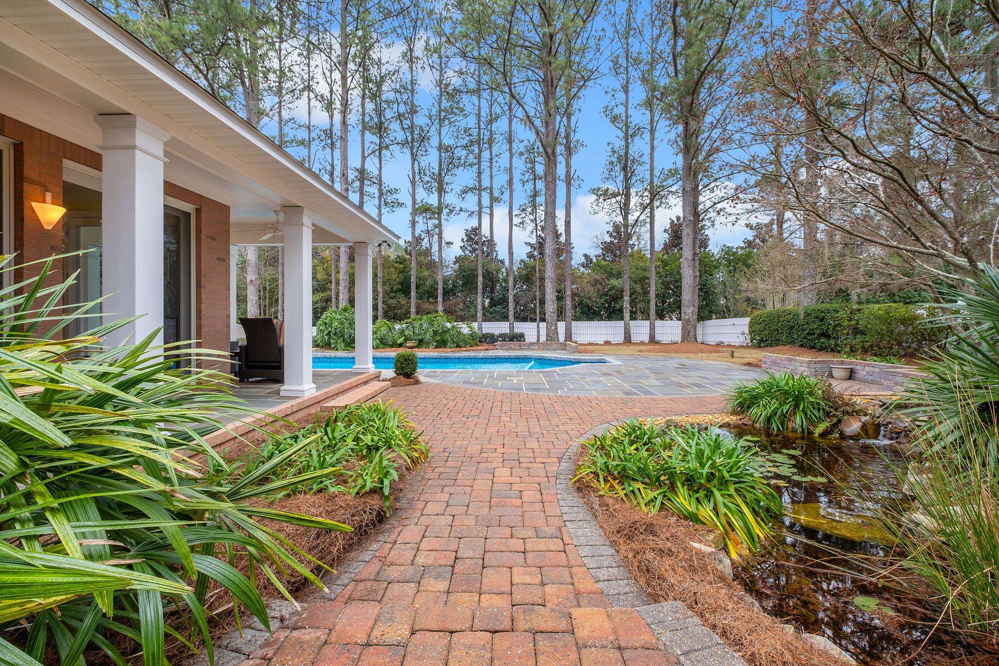 389 Meadow Ridge Drive