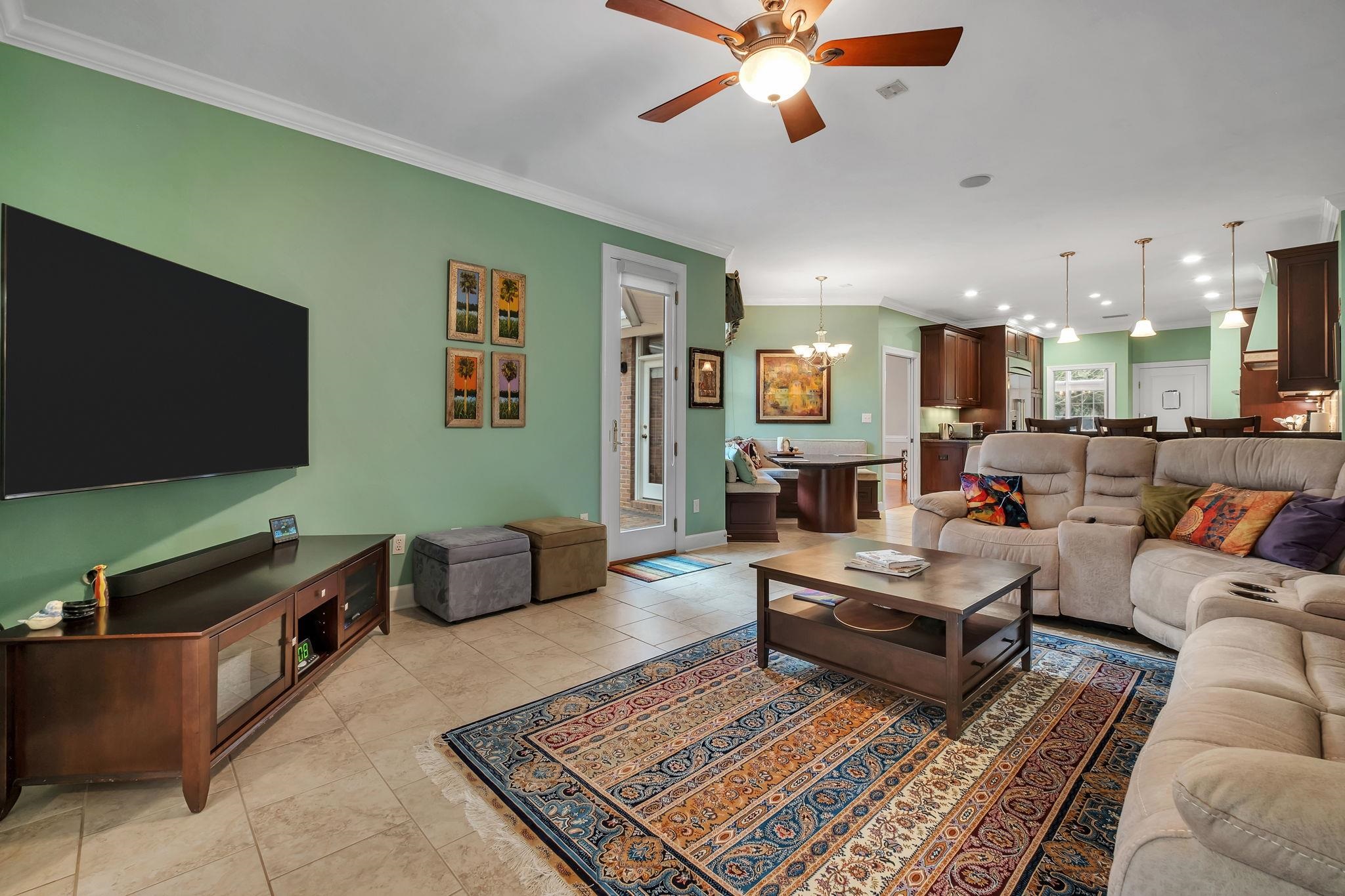 389 Meadow Ridge Drive