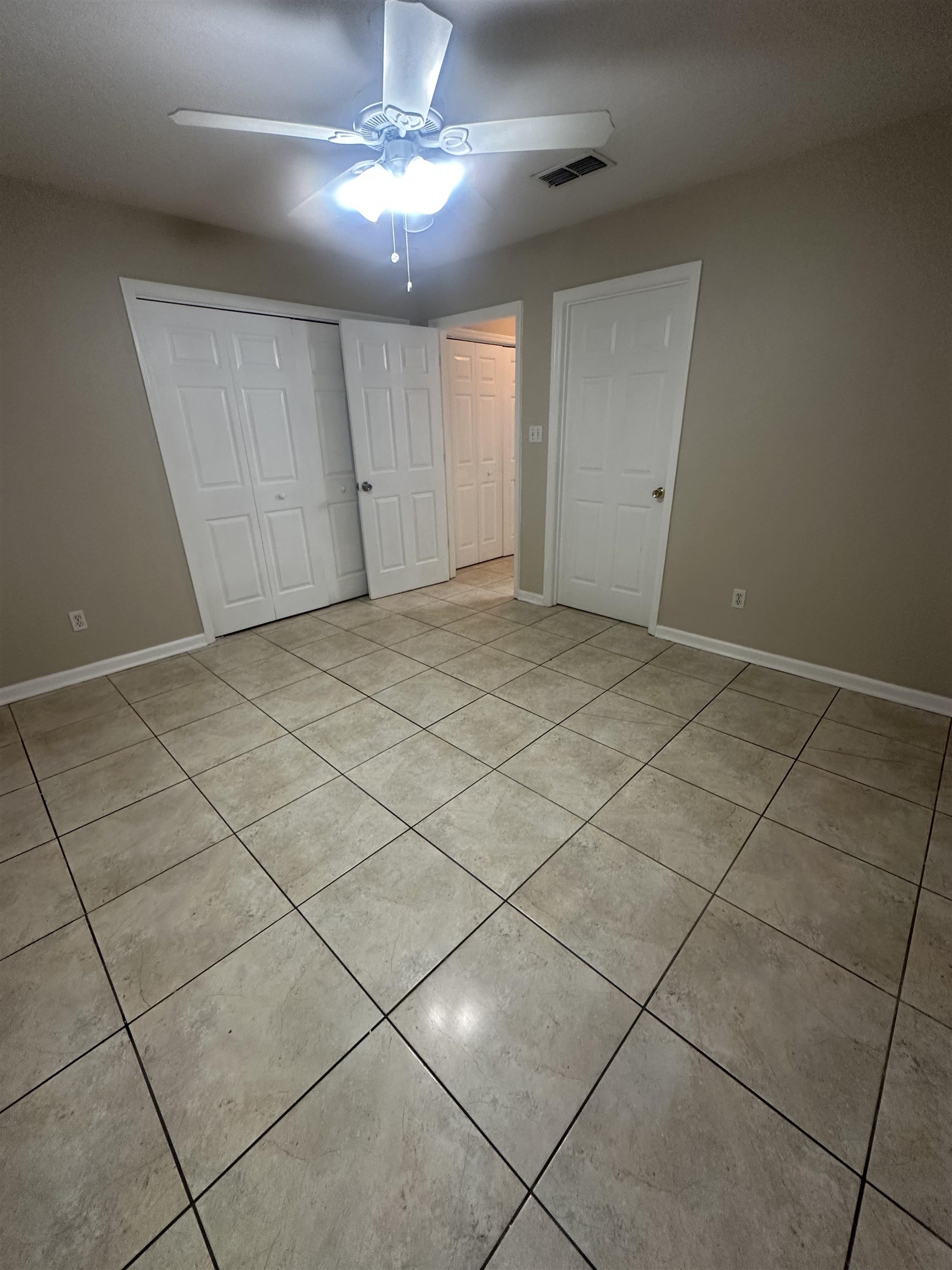 2525 Hartsfield Road Unit #21