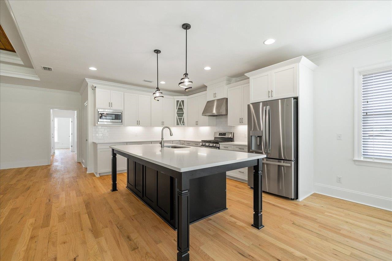 3877 Ardmore Lane