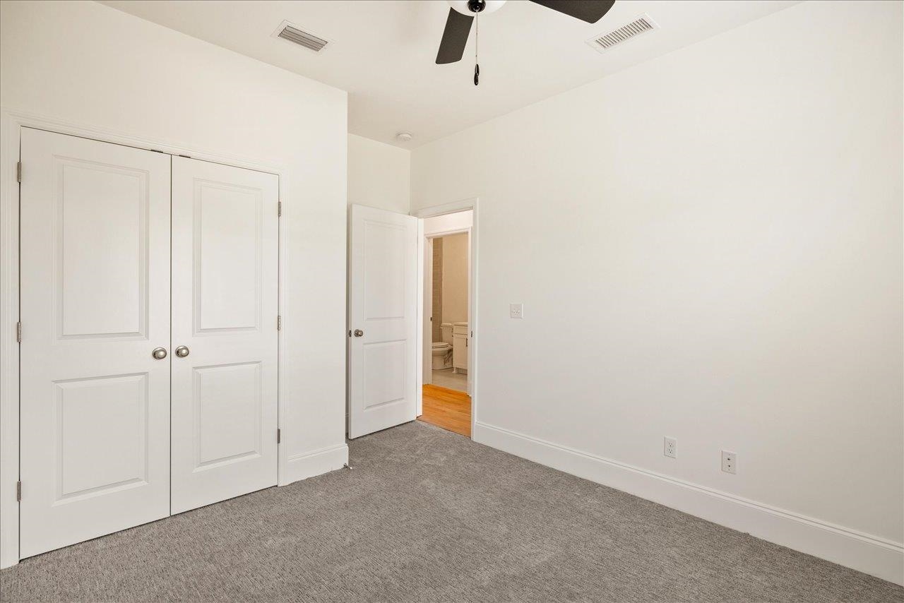 3877 Ardmore Lane