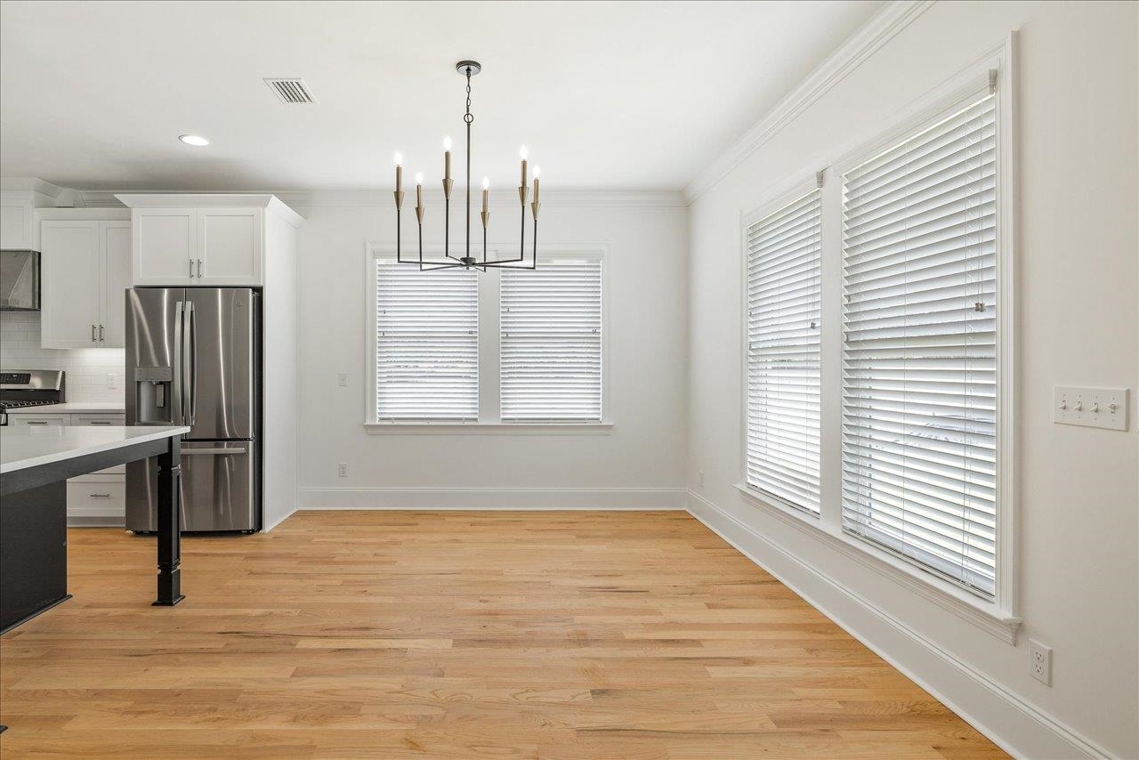 3877 Ardmore Lane