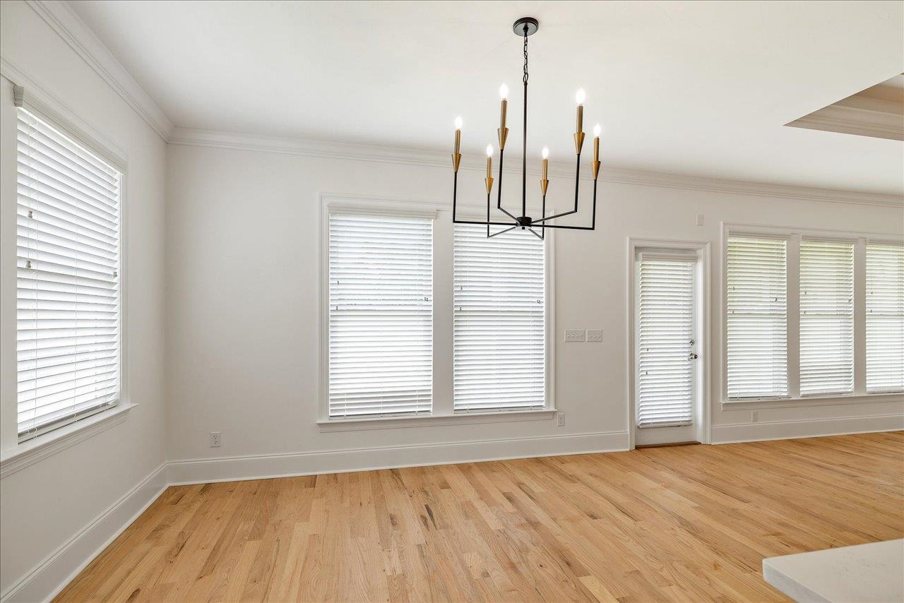 3877 Ardmore Lane