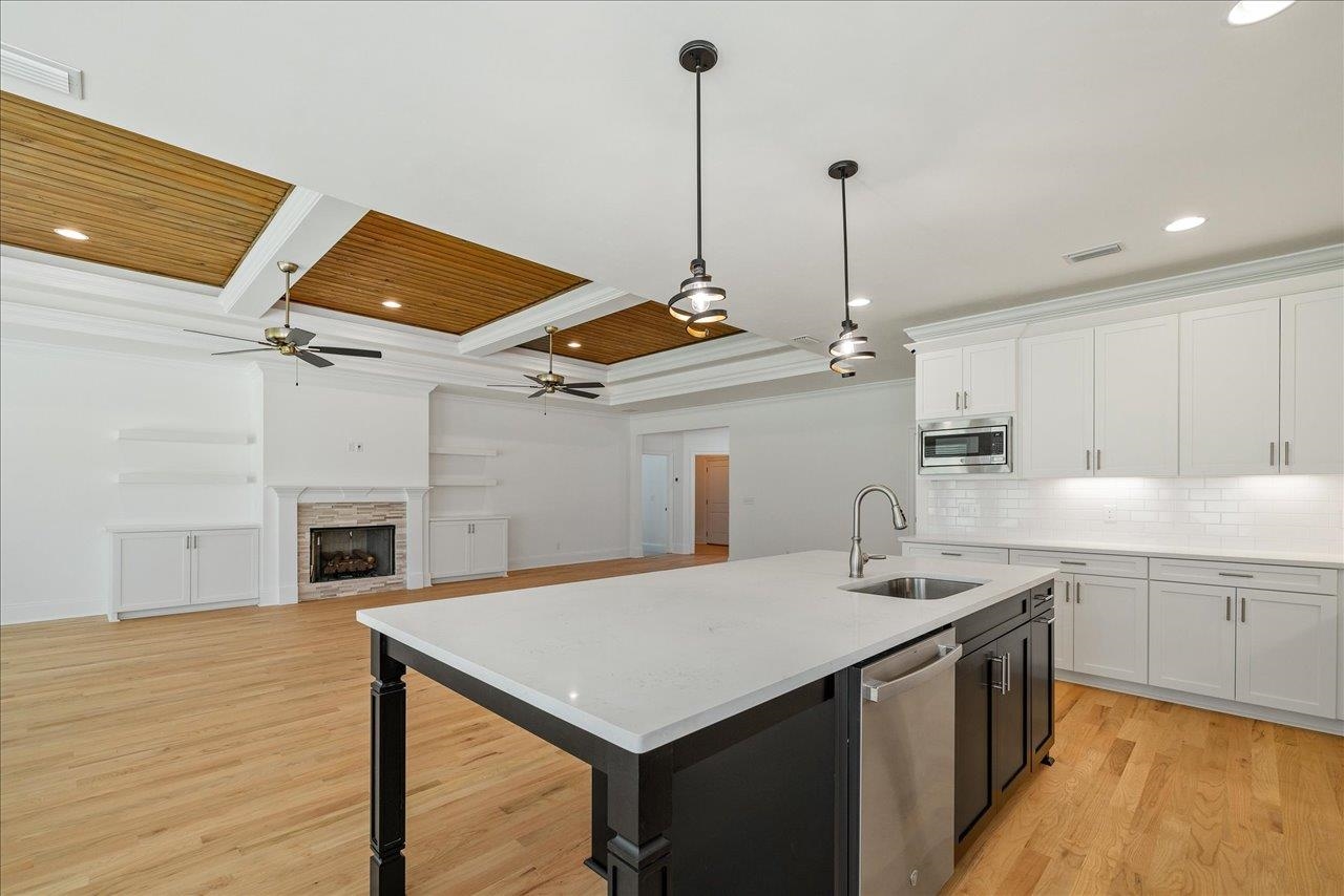 3877 Ardmore Lane