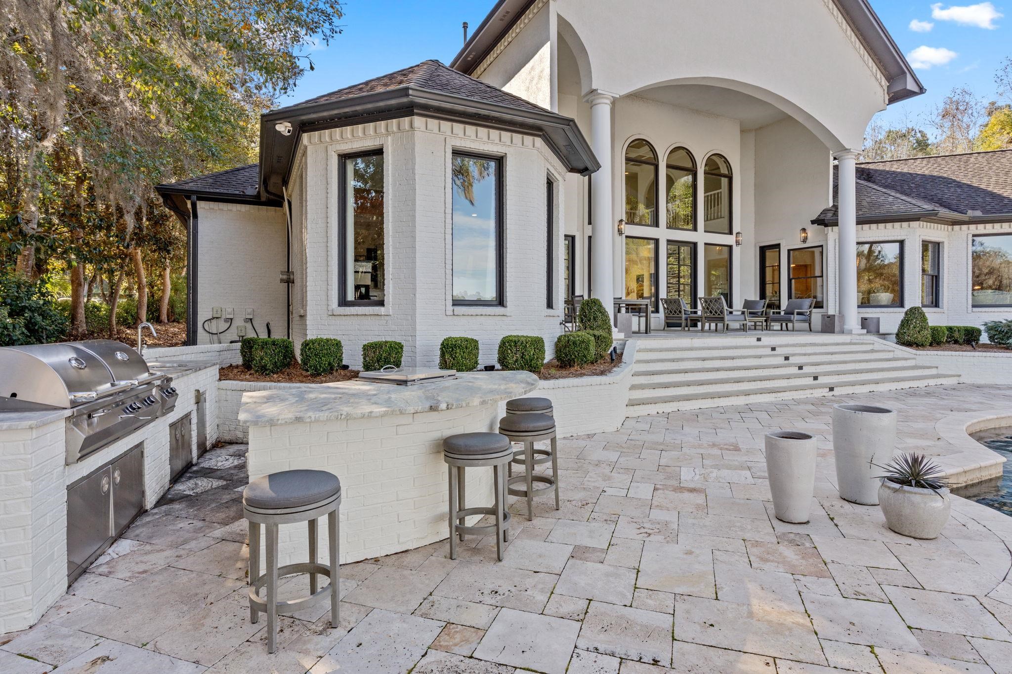 2100 Thirlestane Road