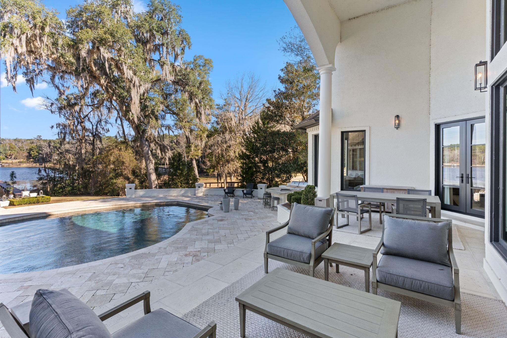 2100 Thirlestane Road