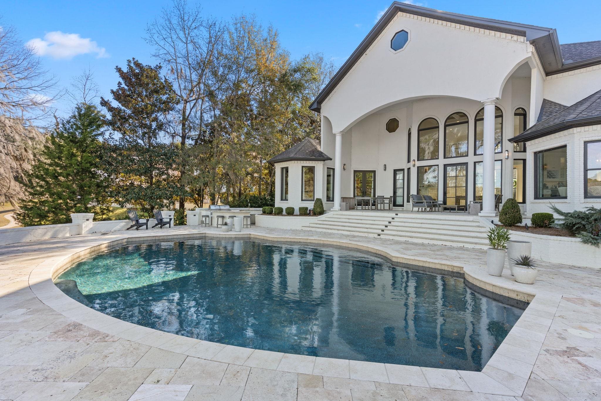 2100 Thirlestane Road