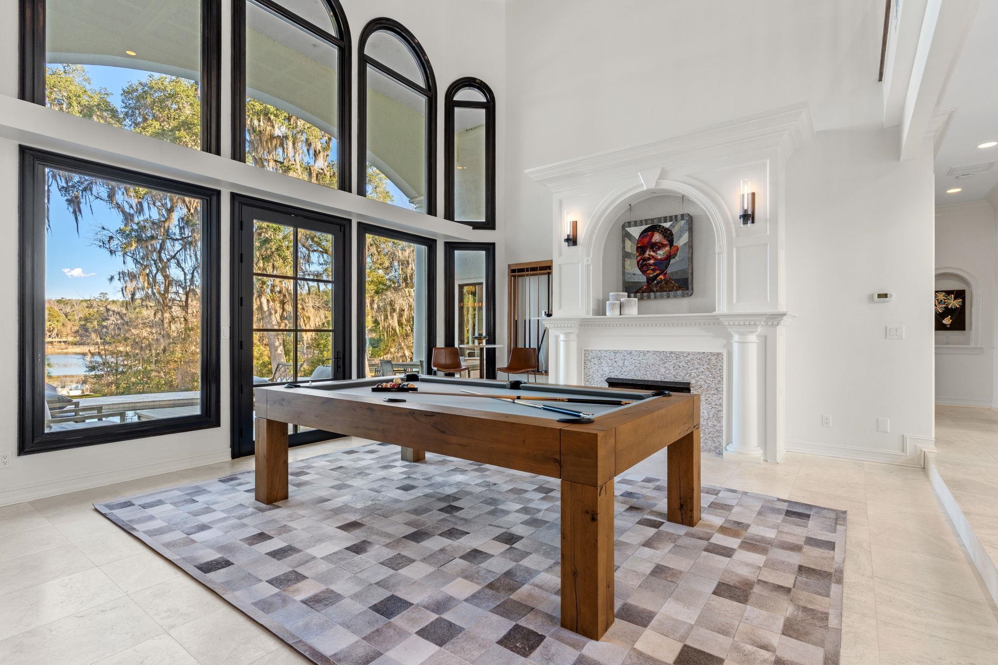 2100 Thirlestane Road