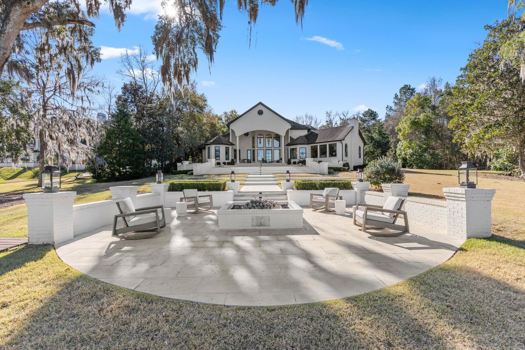 2100 Thirlestane Road