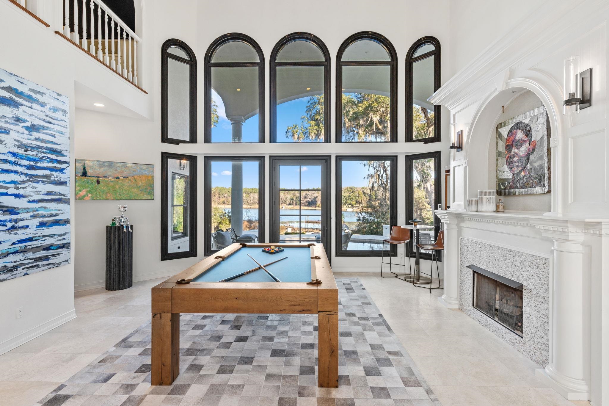 2100 Thirlestane Road