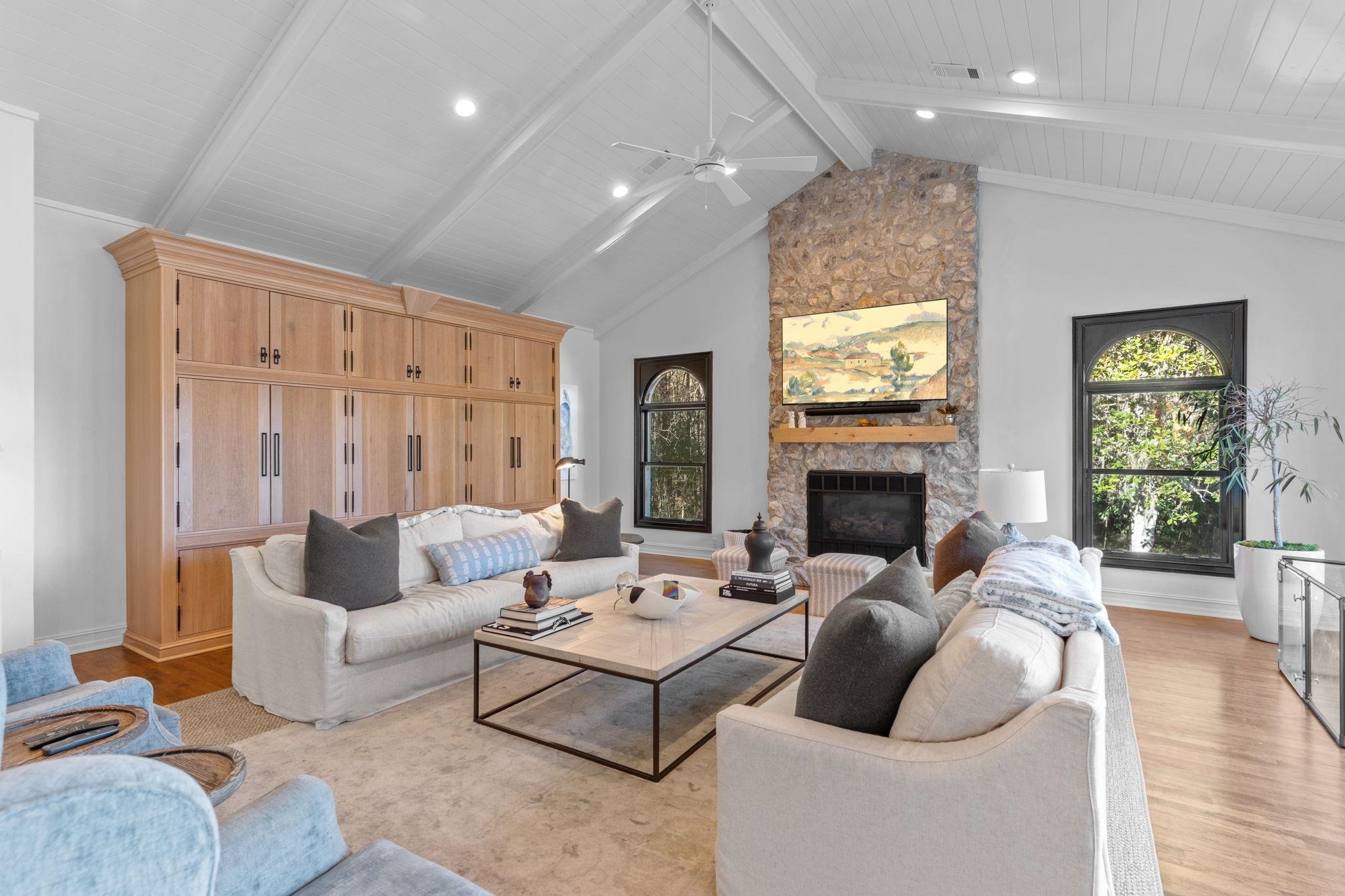 2100 Thirlestane Road