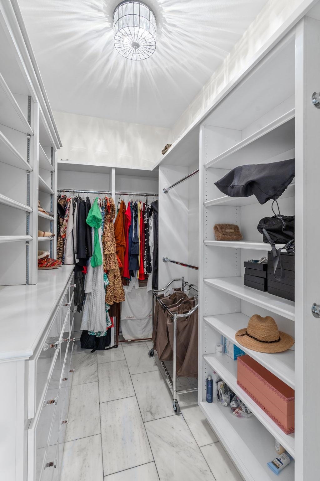 2100 Thirlestane Road