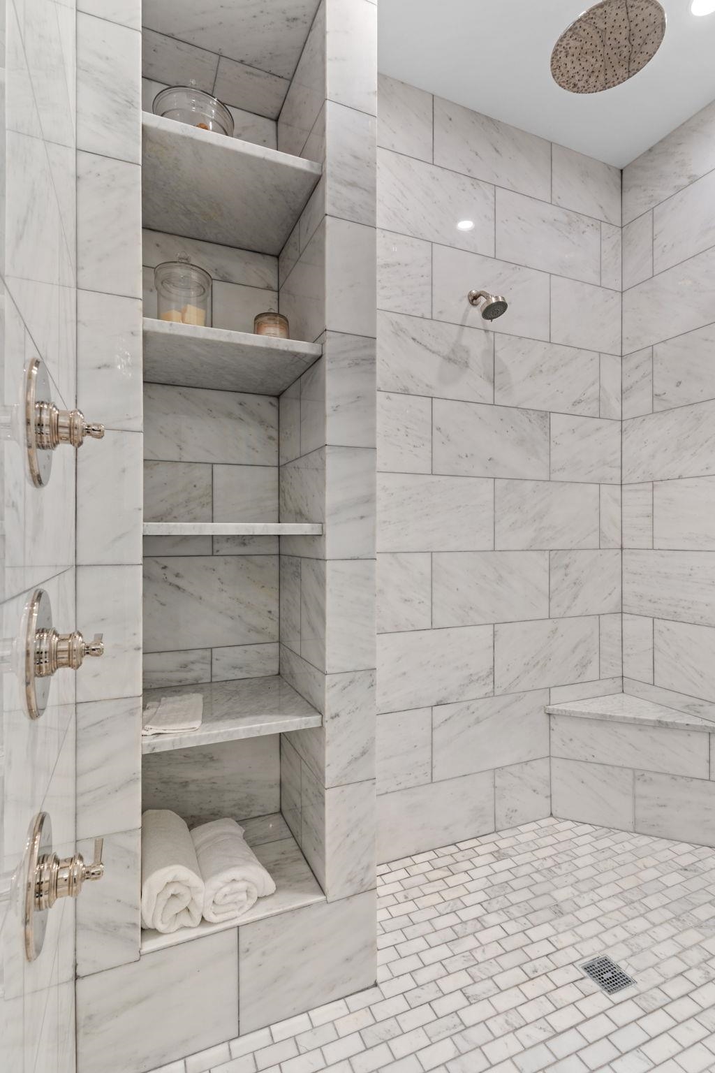 2100 Thirlestane Road