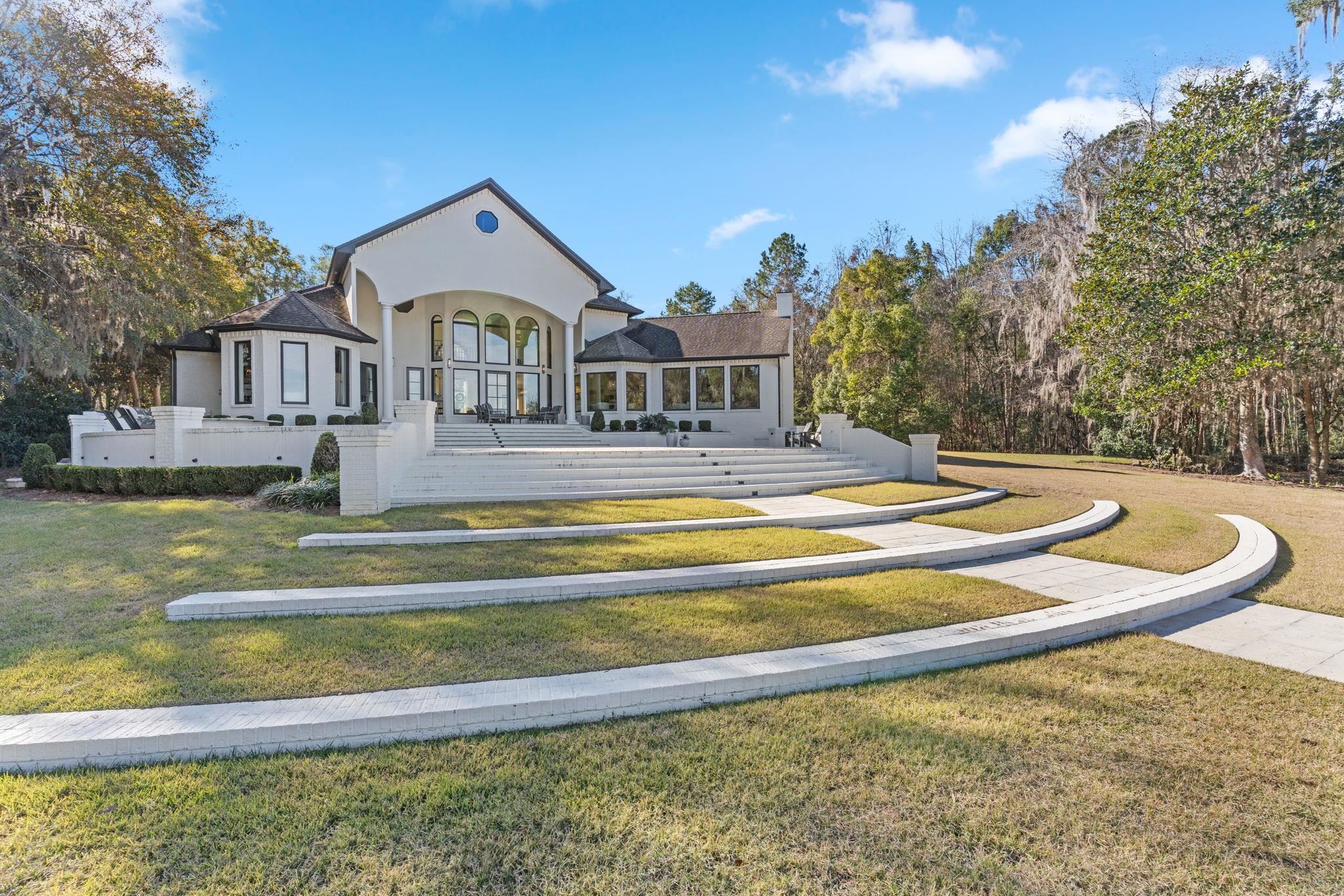 2100 Thirlestane Road