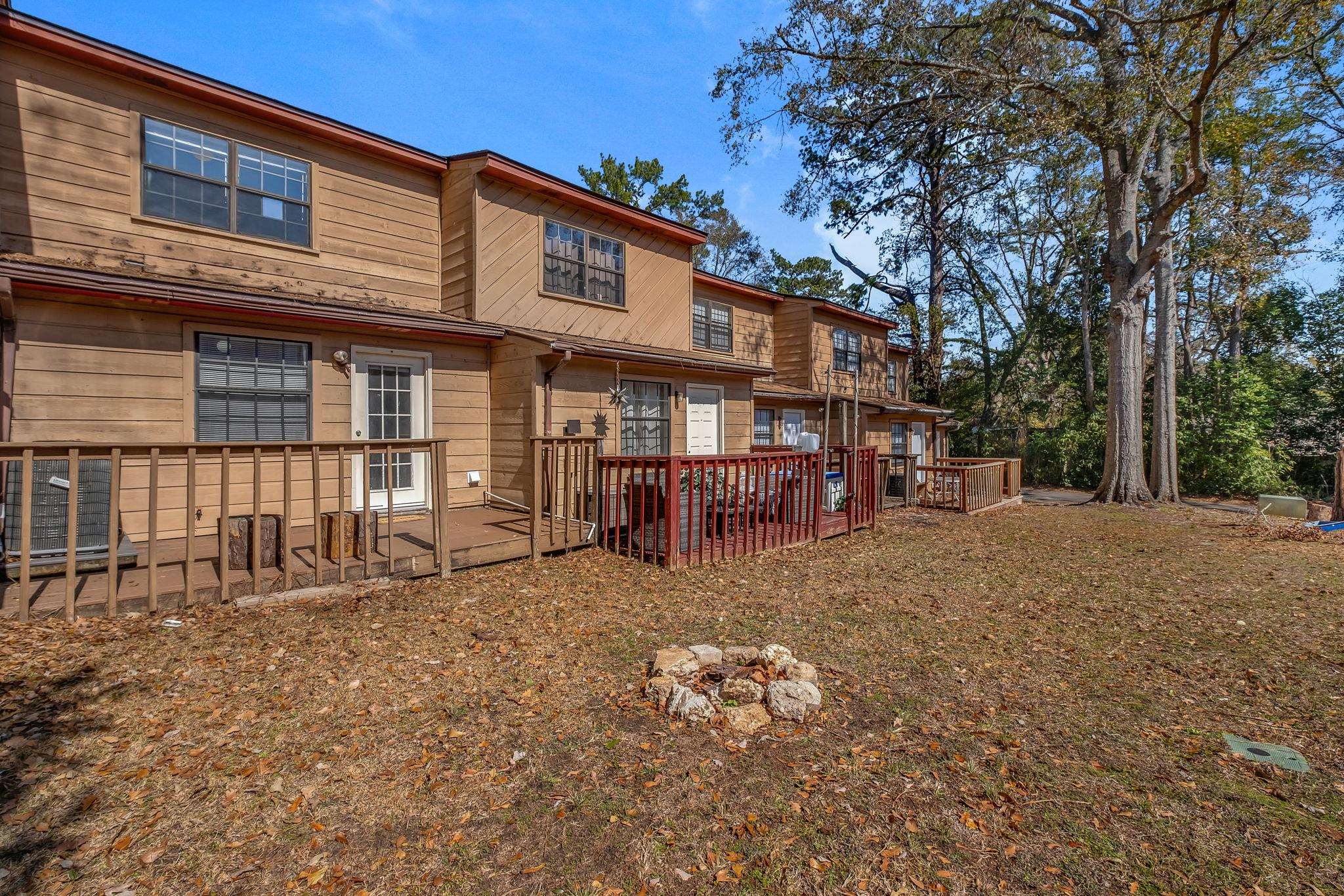 1808 JACKSON BLUFF Road Unit: E