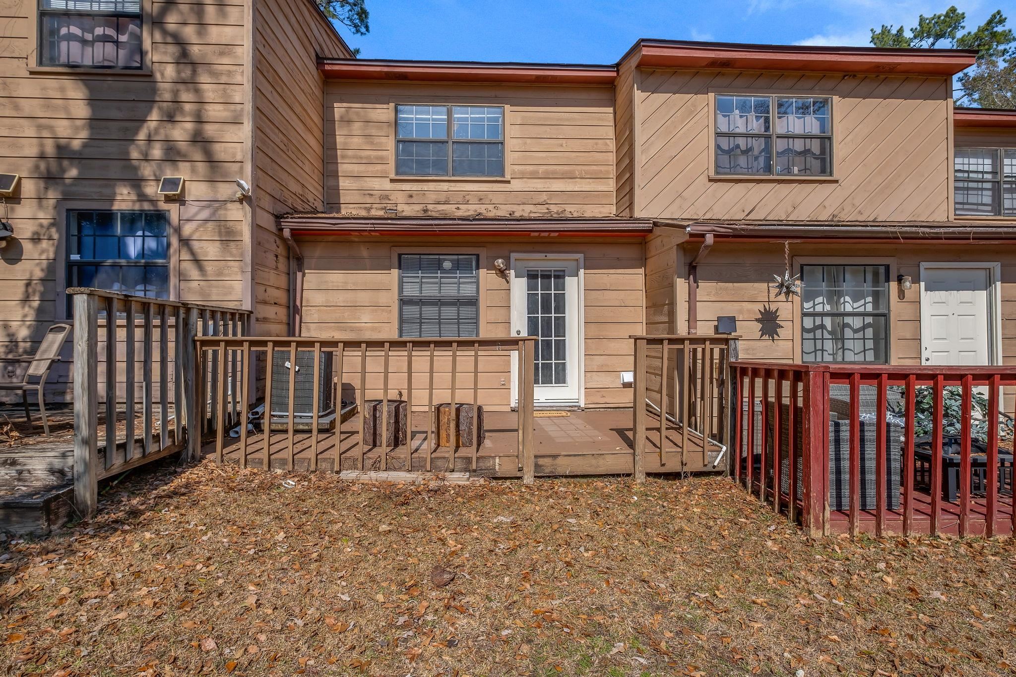 1808 JACKSON BLUFF Road Unit: E