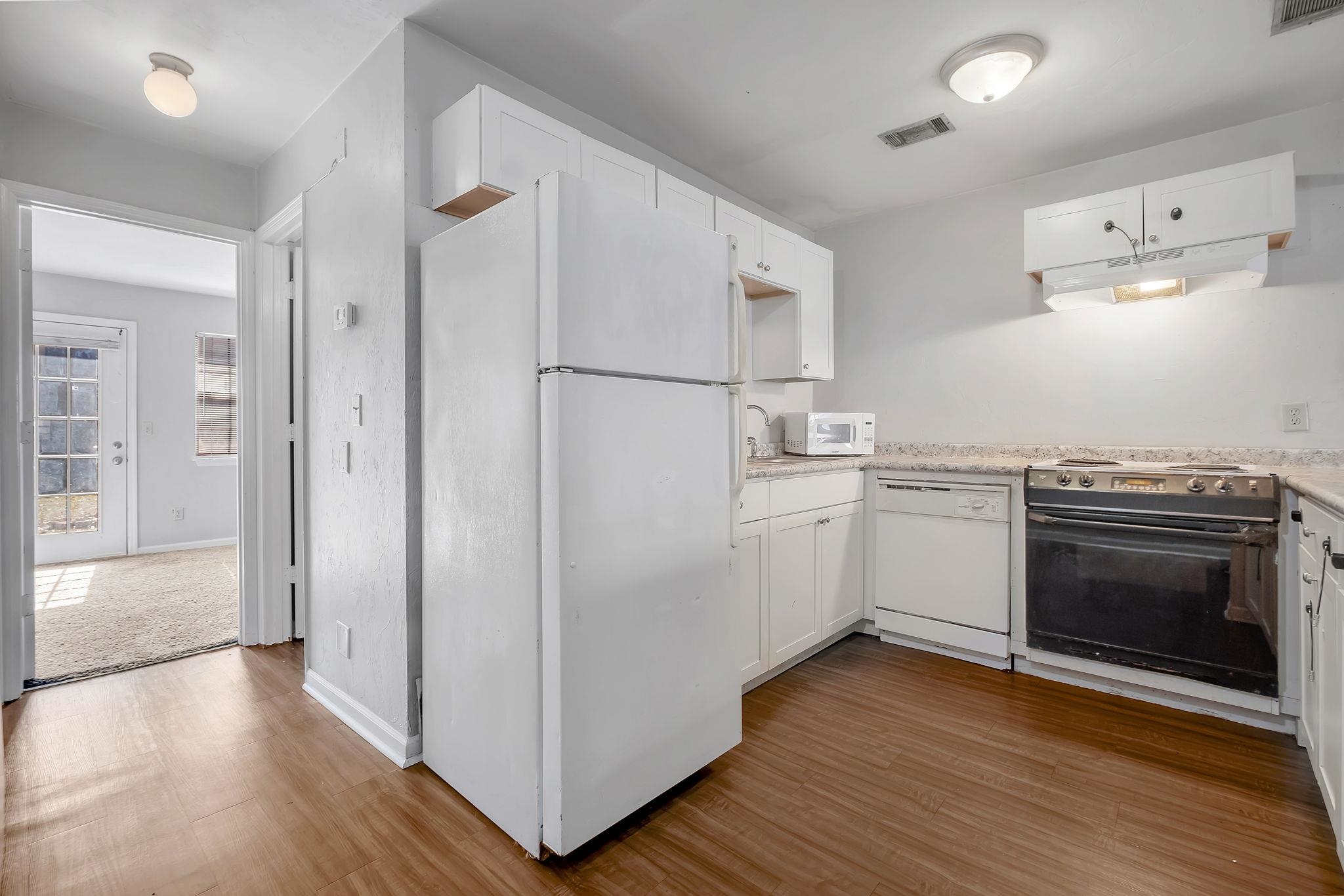 1808 JACKSON BLUFF Road Unit: E