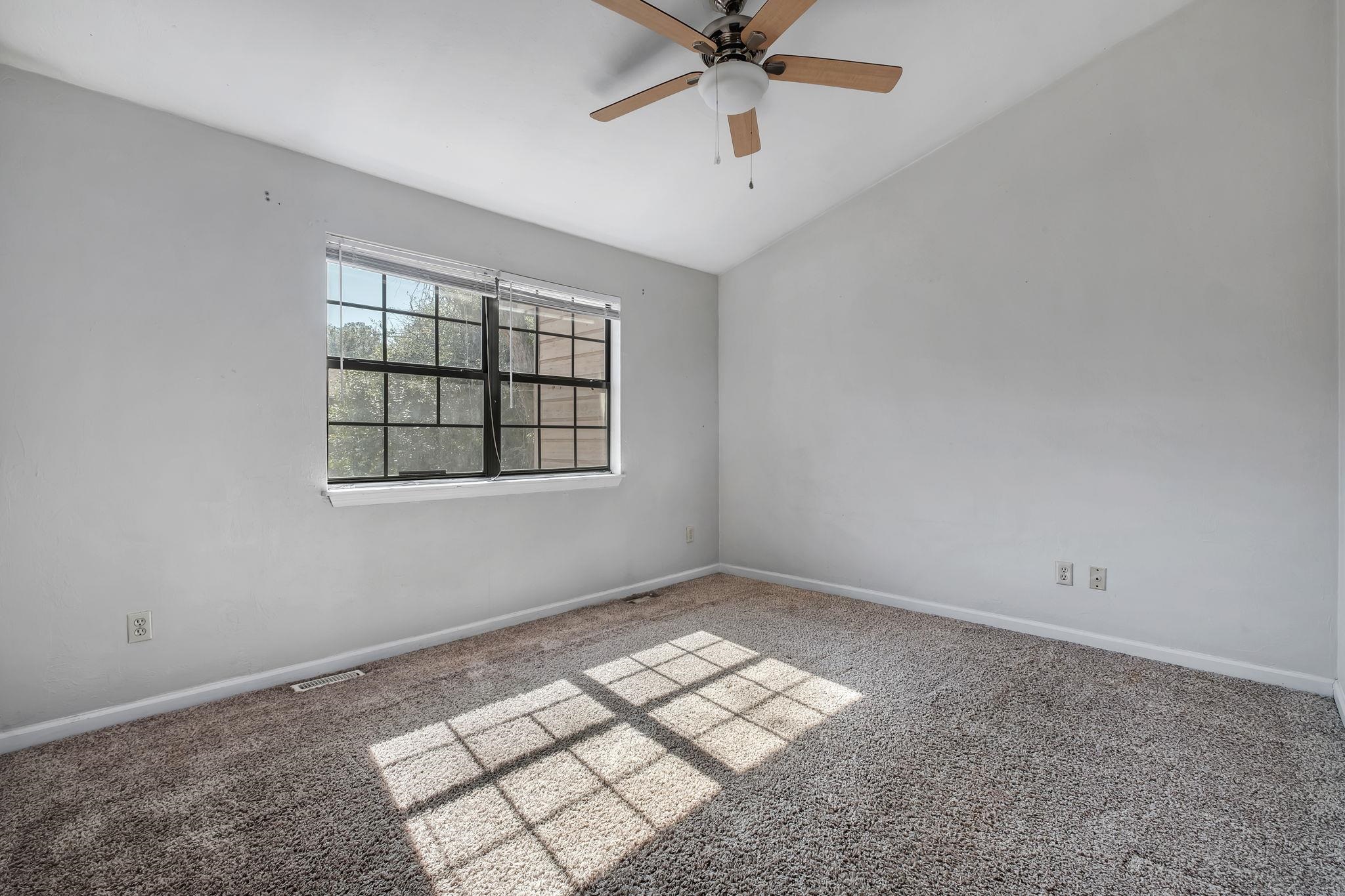 1808 JACKSON BLUFF Road Unit: E