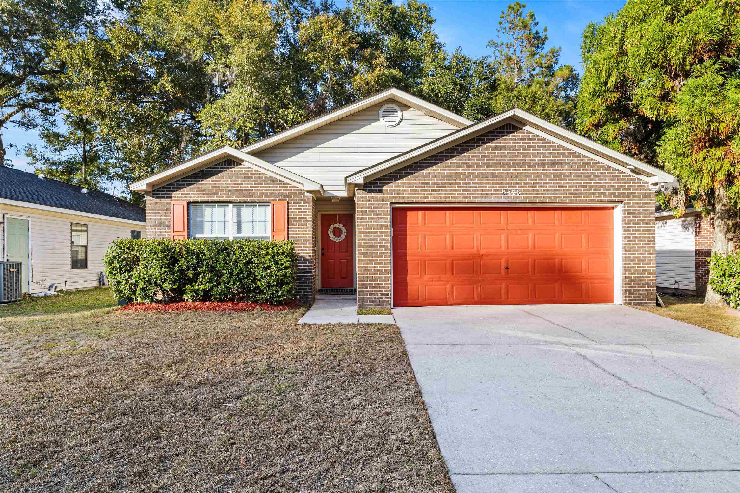 4528 Eltham Park