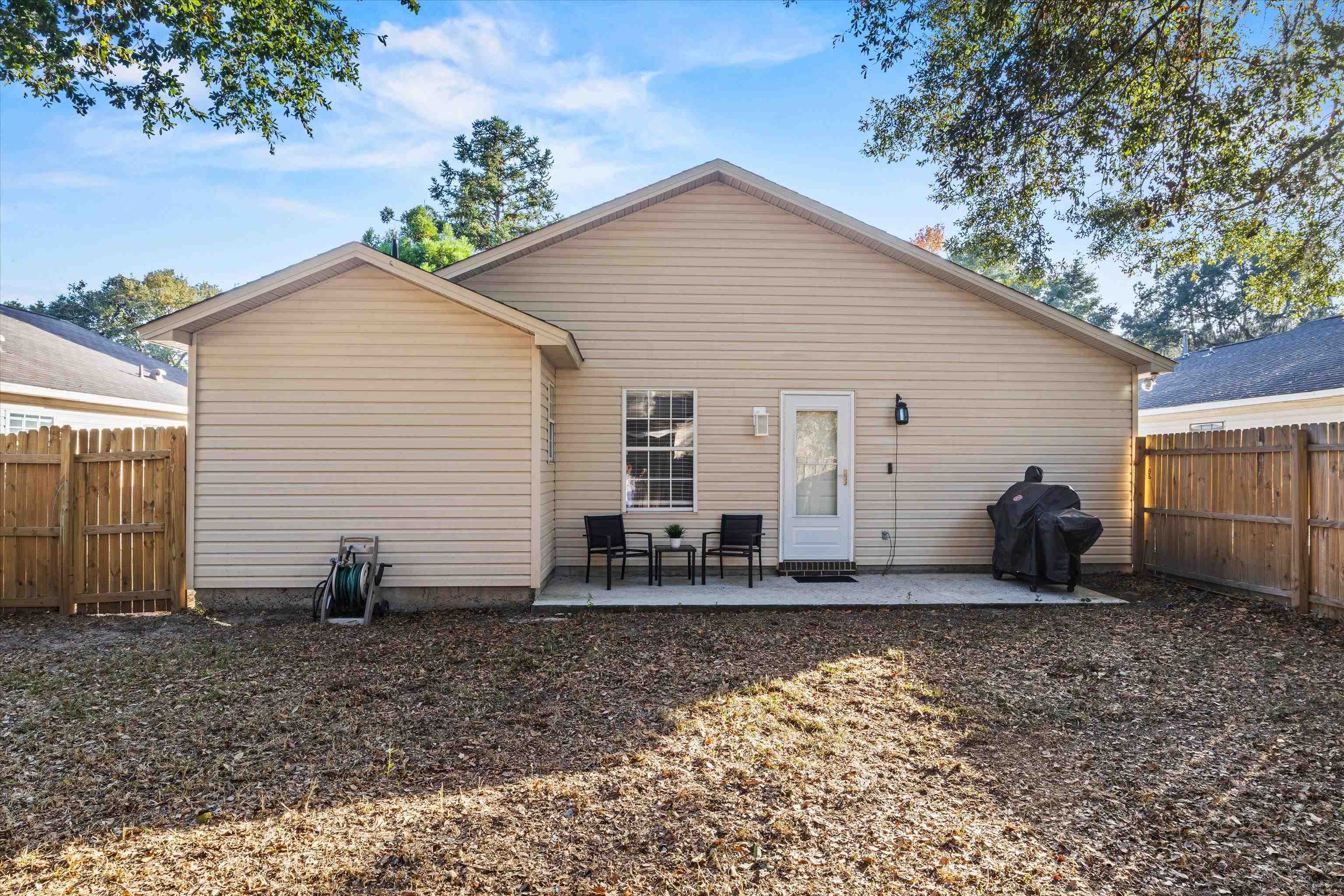 4528 Eltham Park