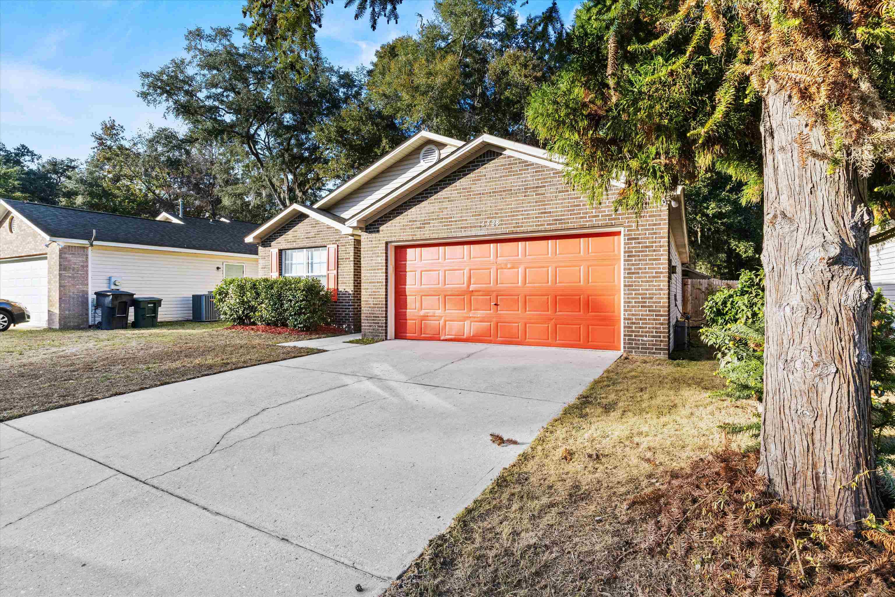 4528 Eltham Park
