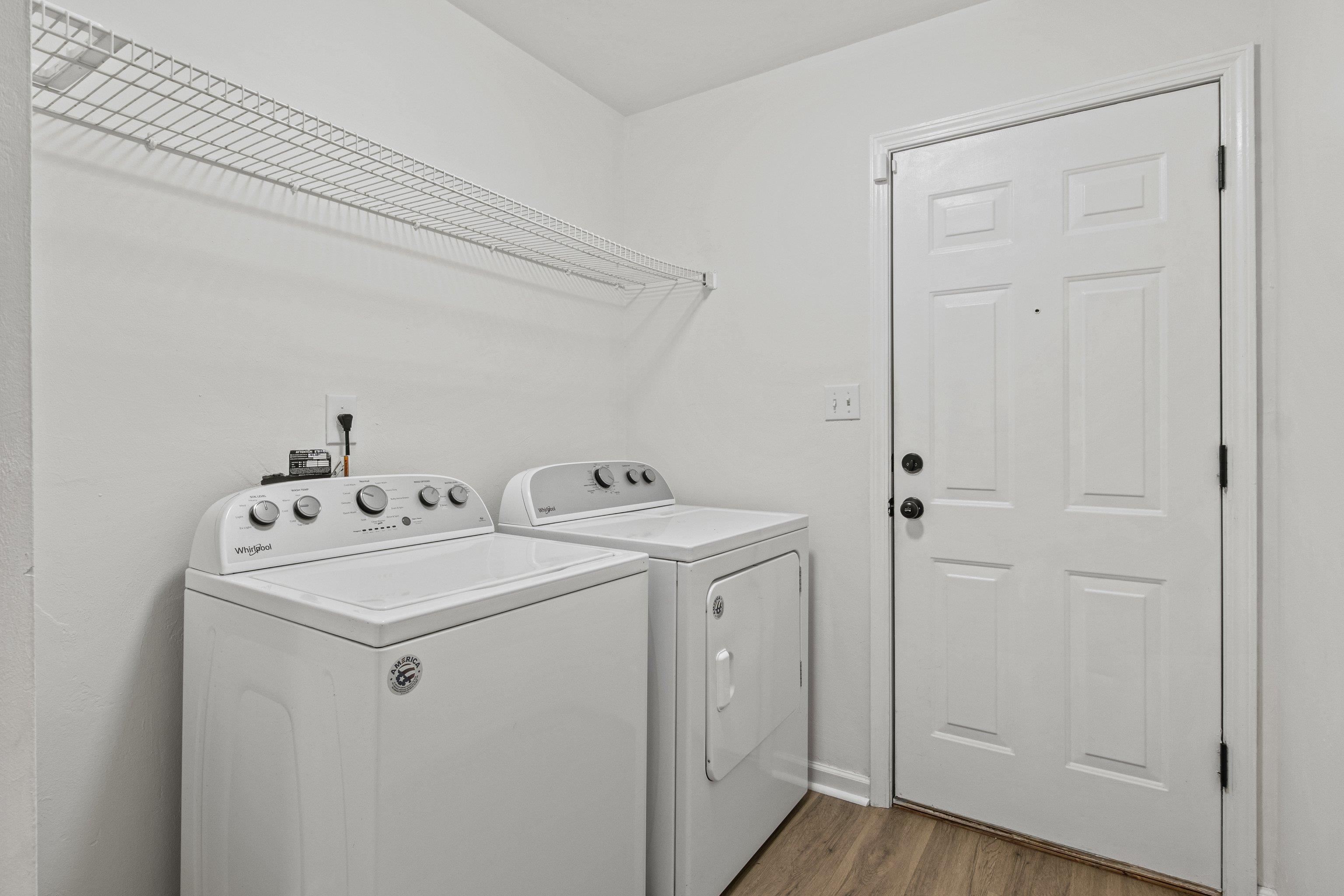 4528 Eltham Park