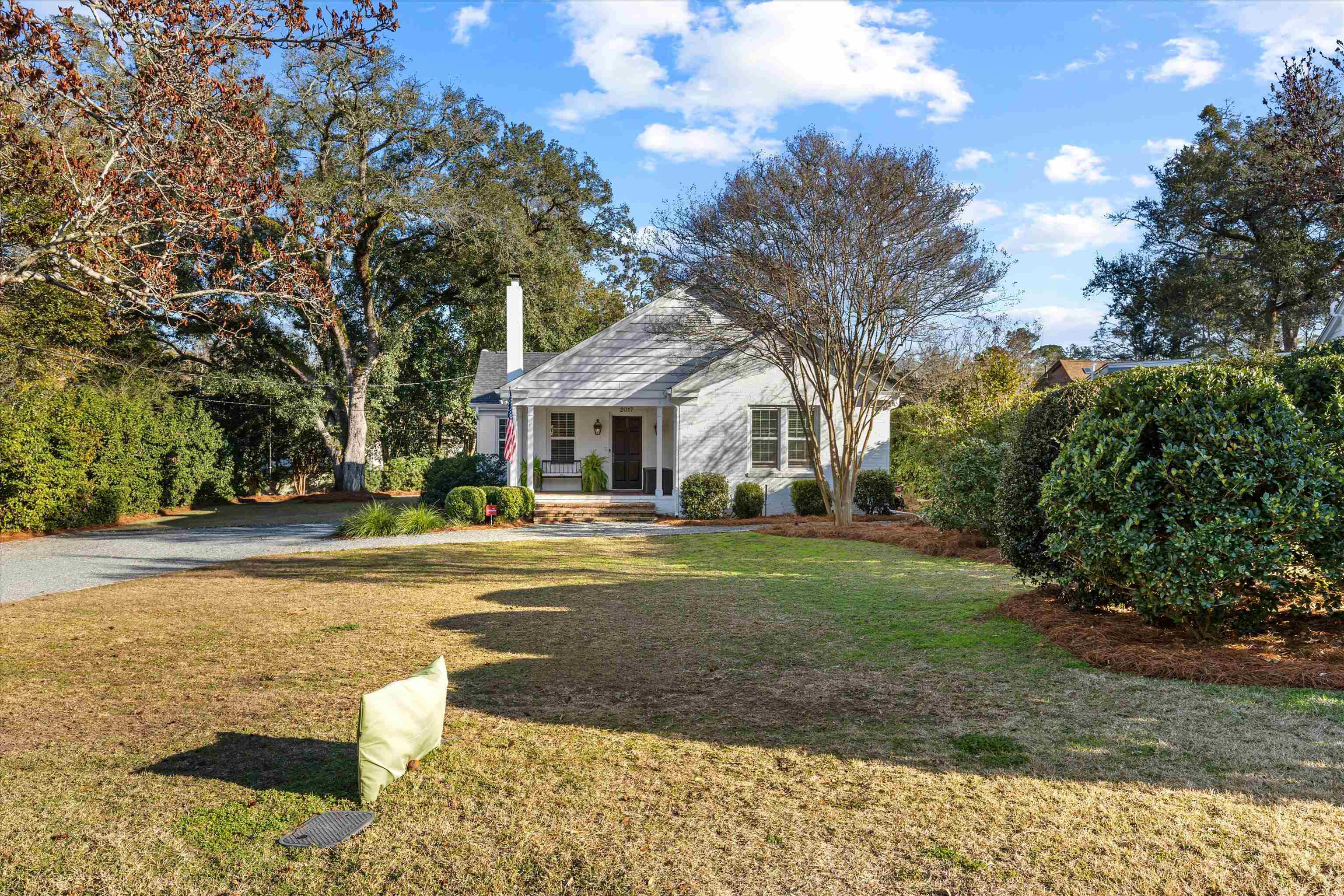 2017 E Forest Drive