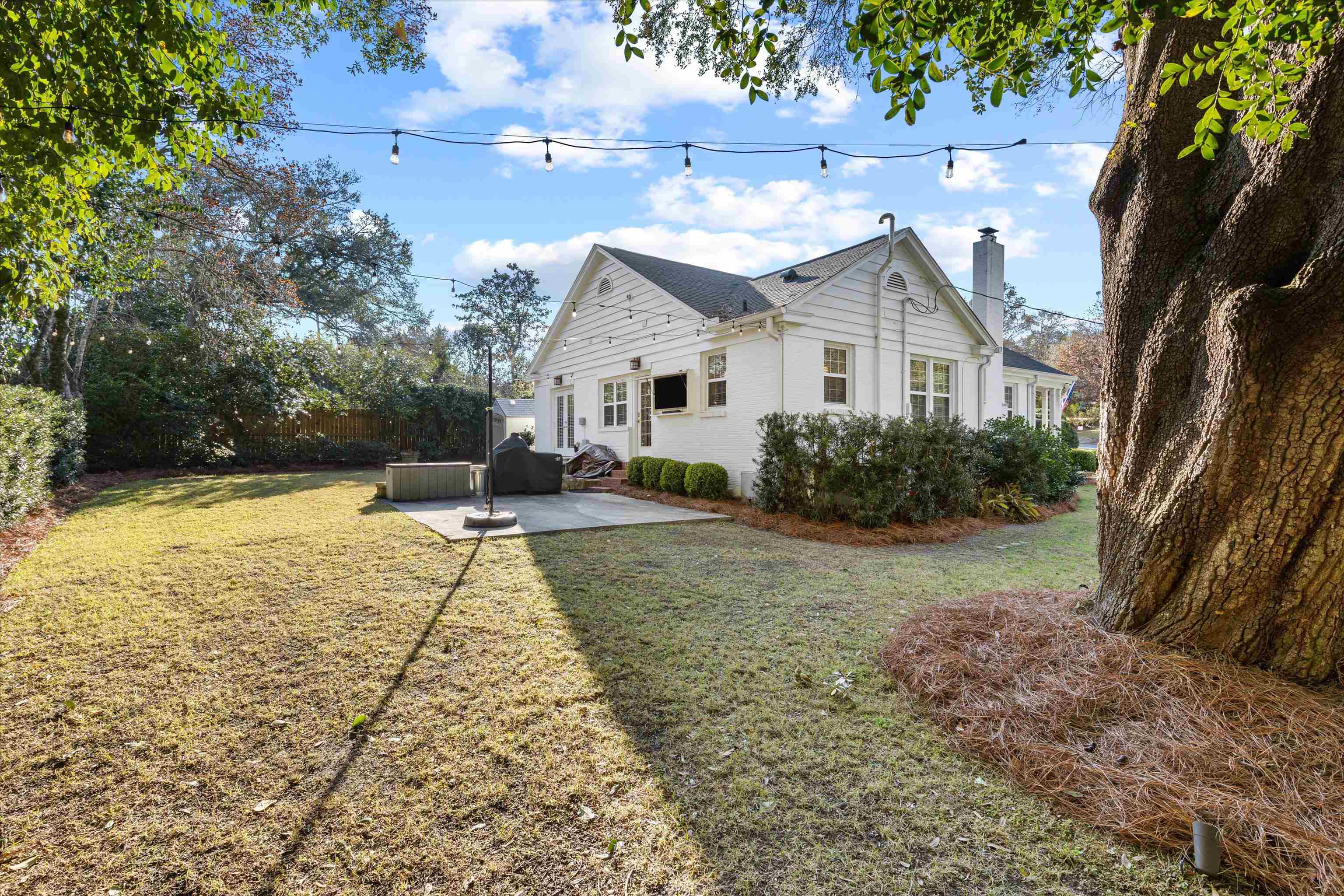 2017 E Forest Drive