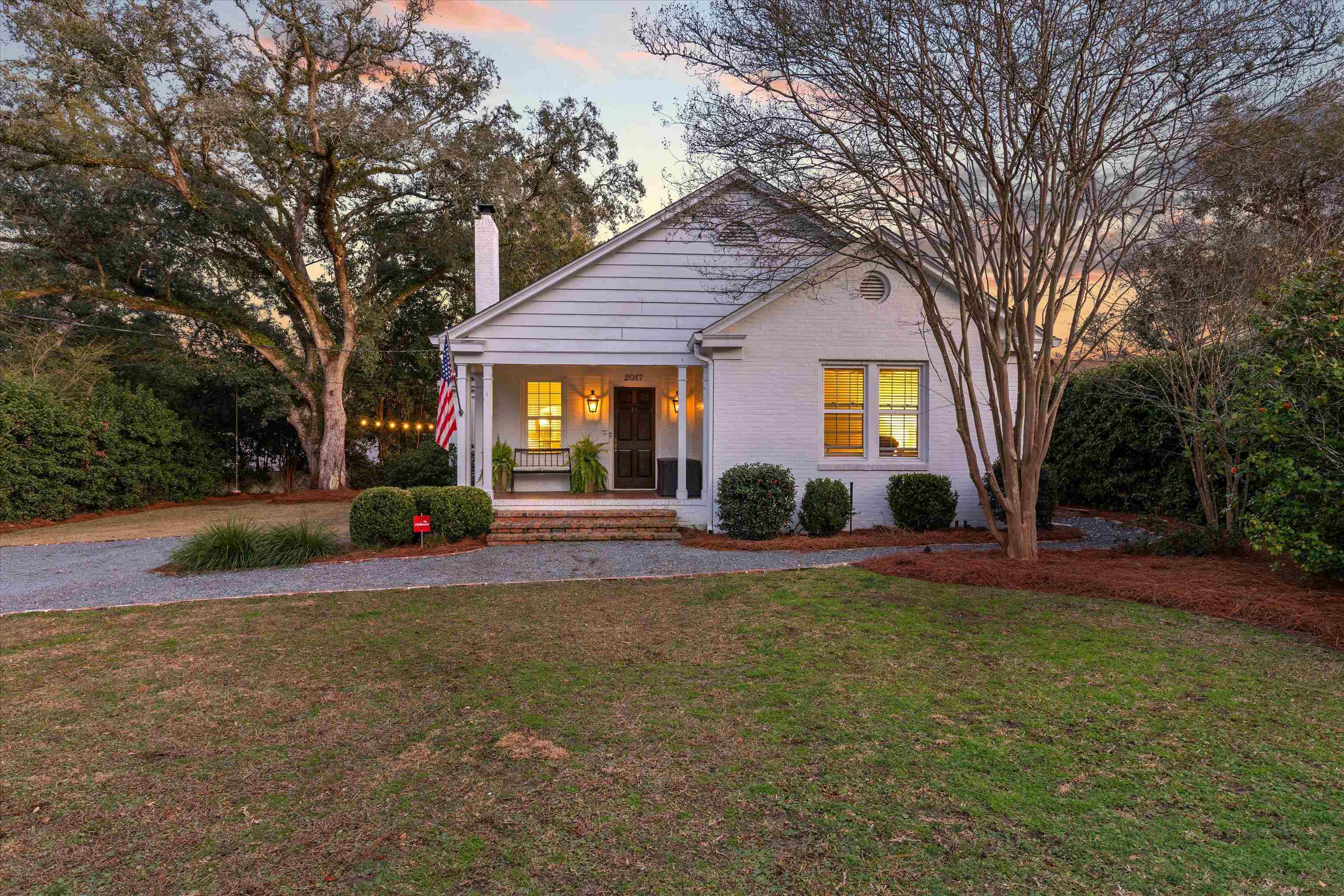 2017 E Forest Drive