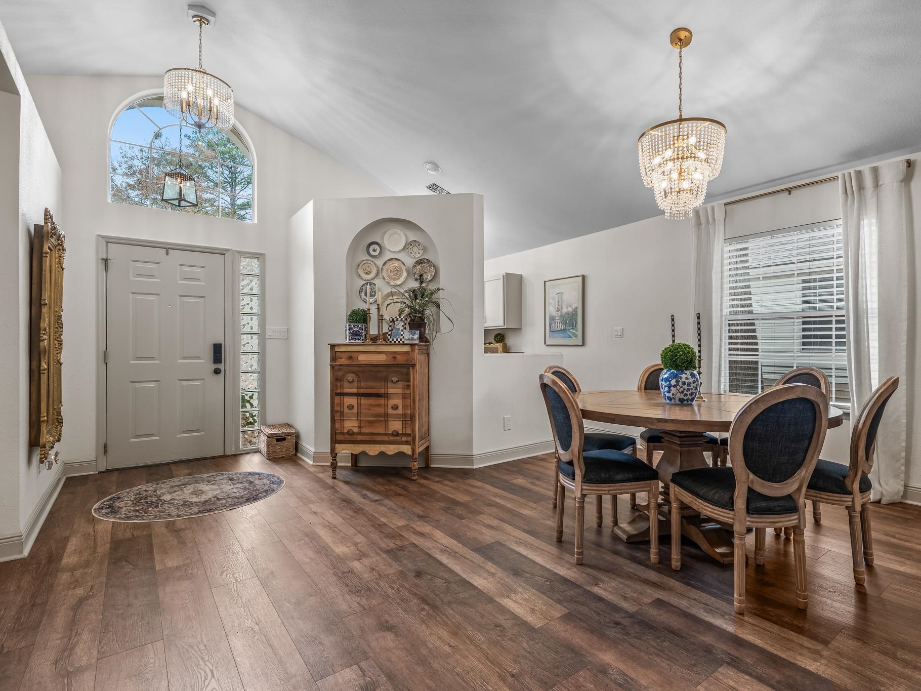 5369 Paddington Drive
