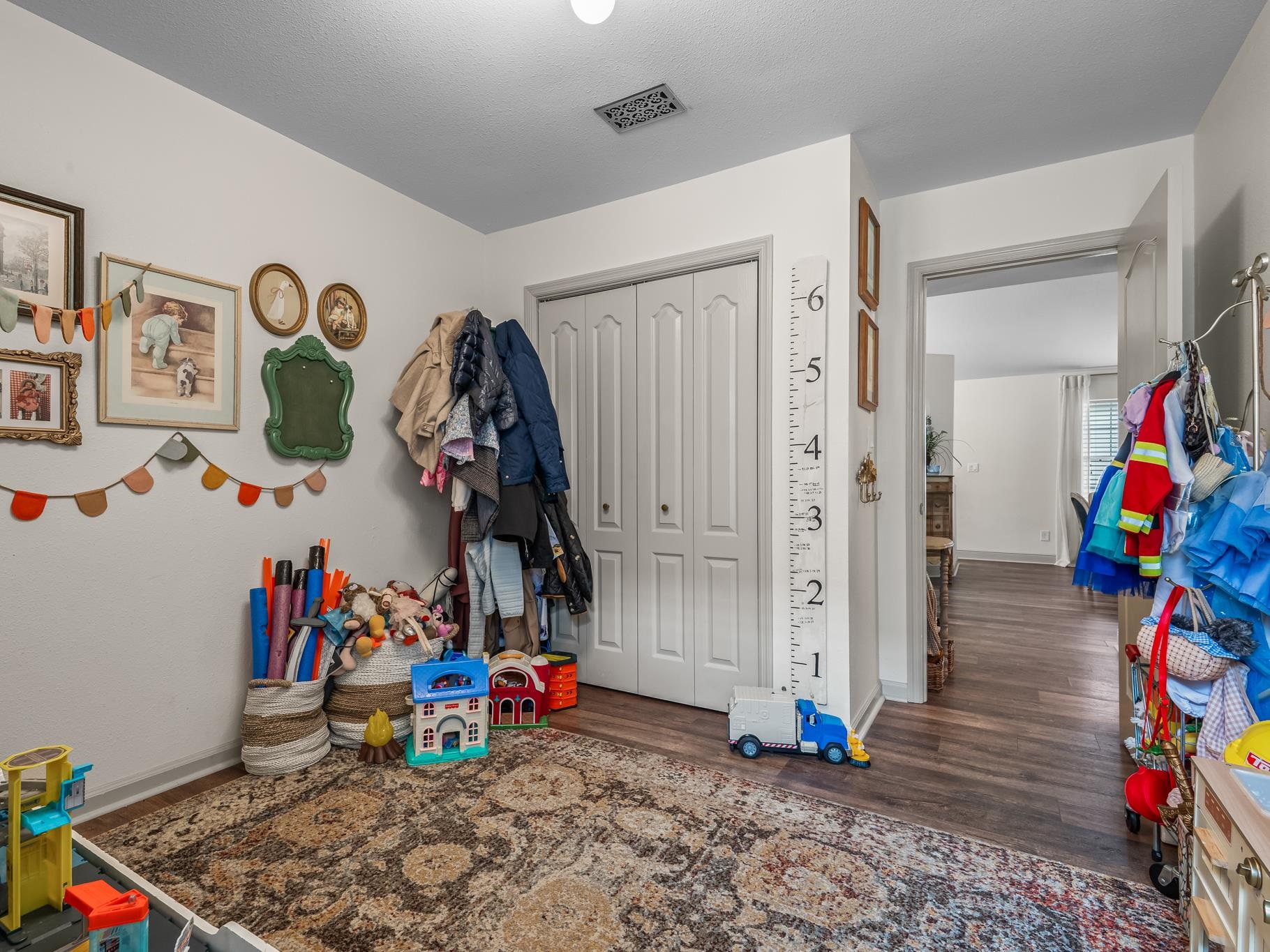 5369 Paddington Drive