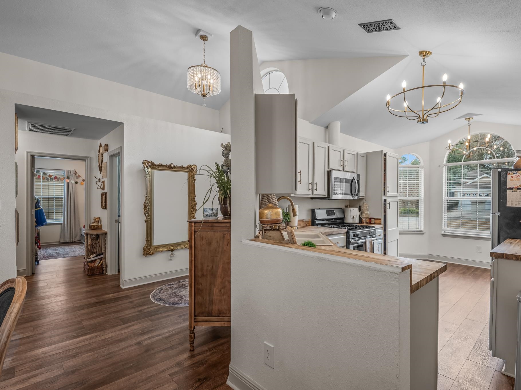 5369 Paddington Drive