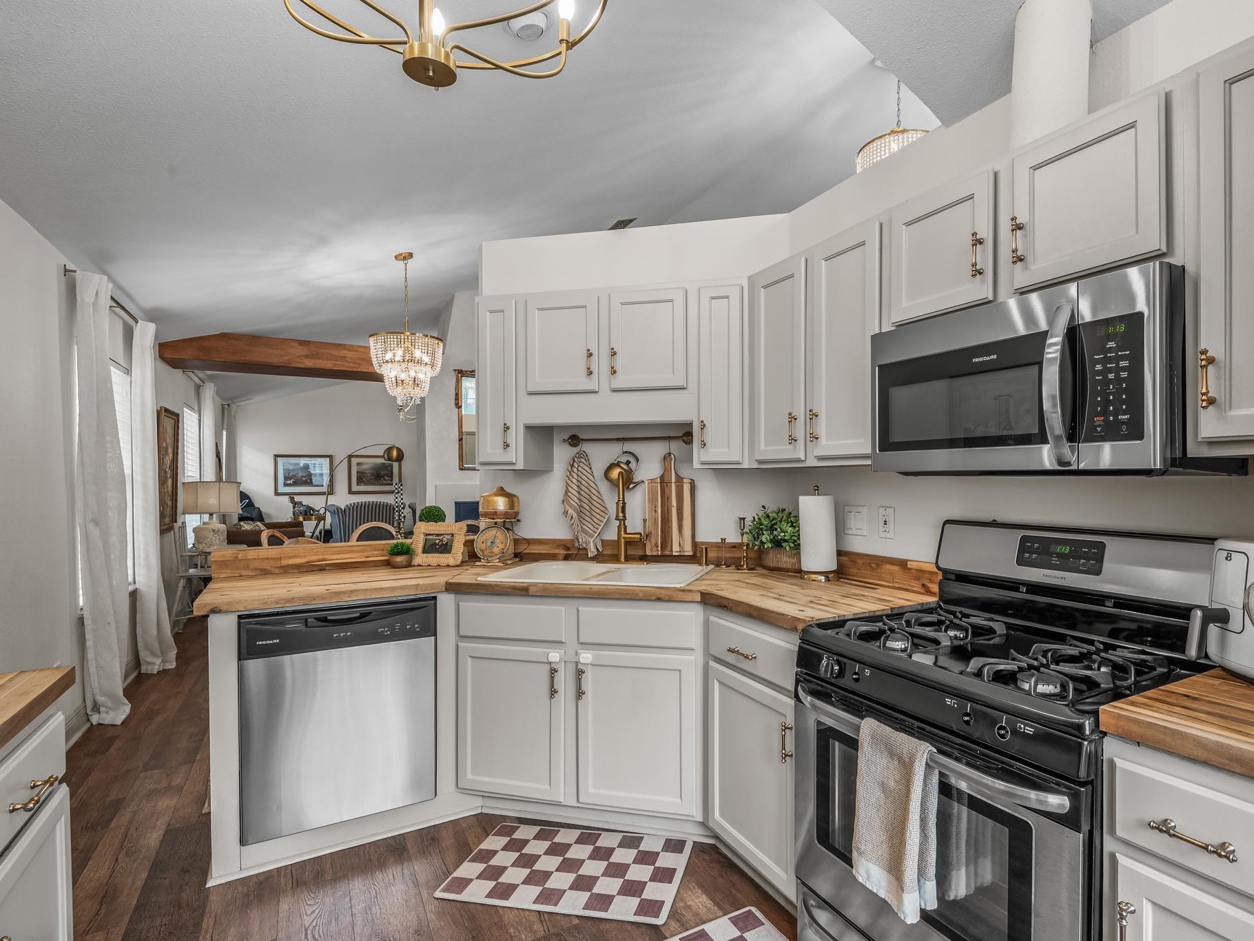 5369 Paddington Drive