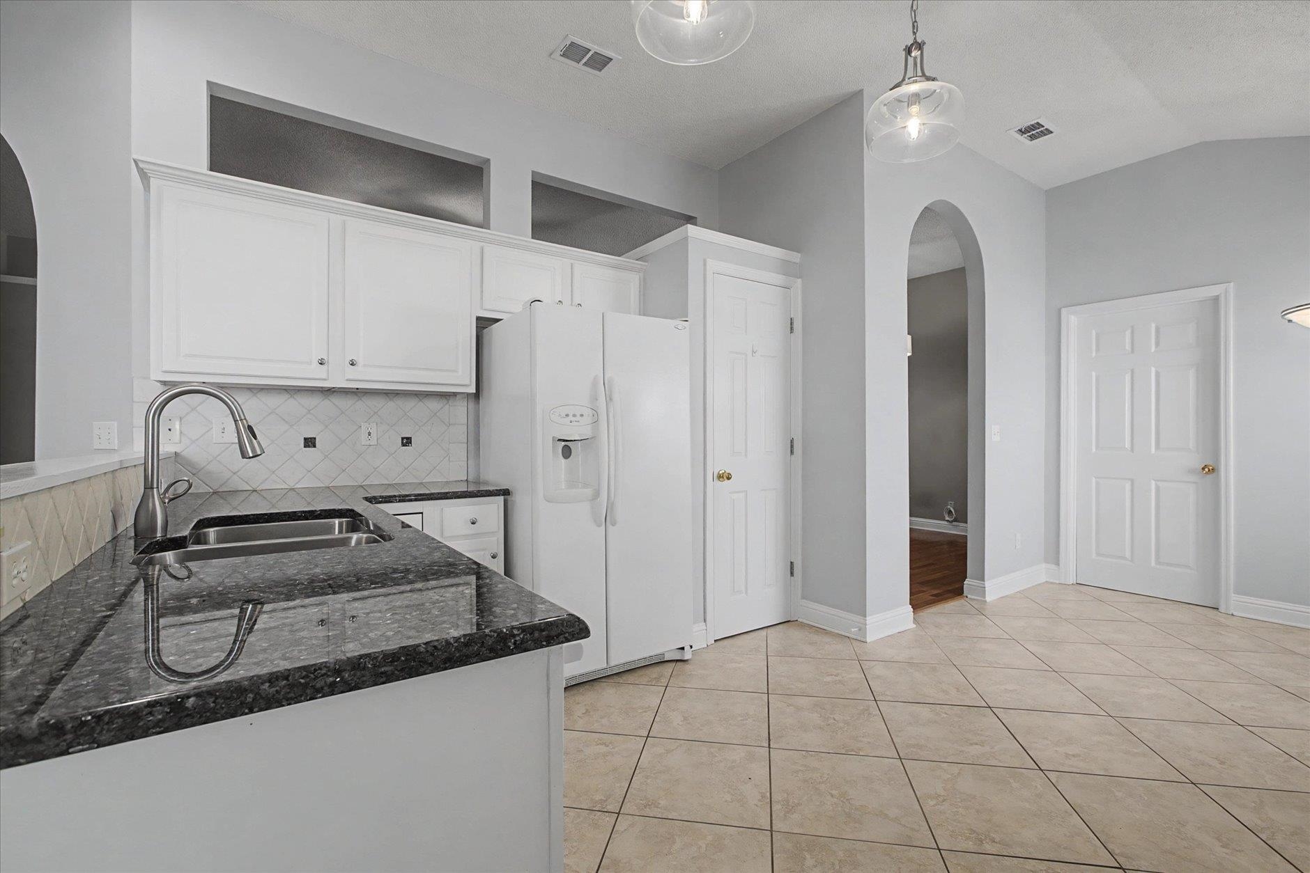 1766 Newman Lane
