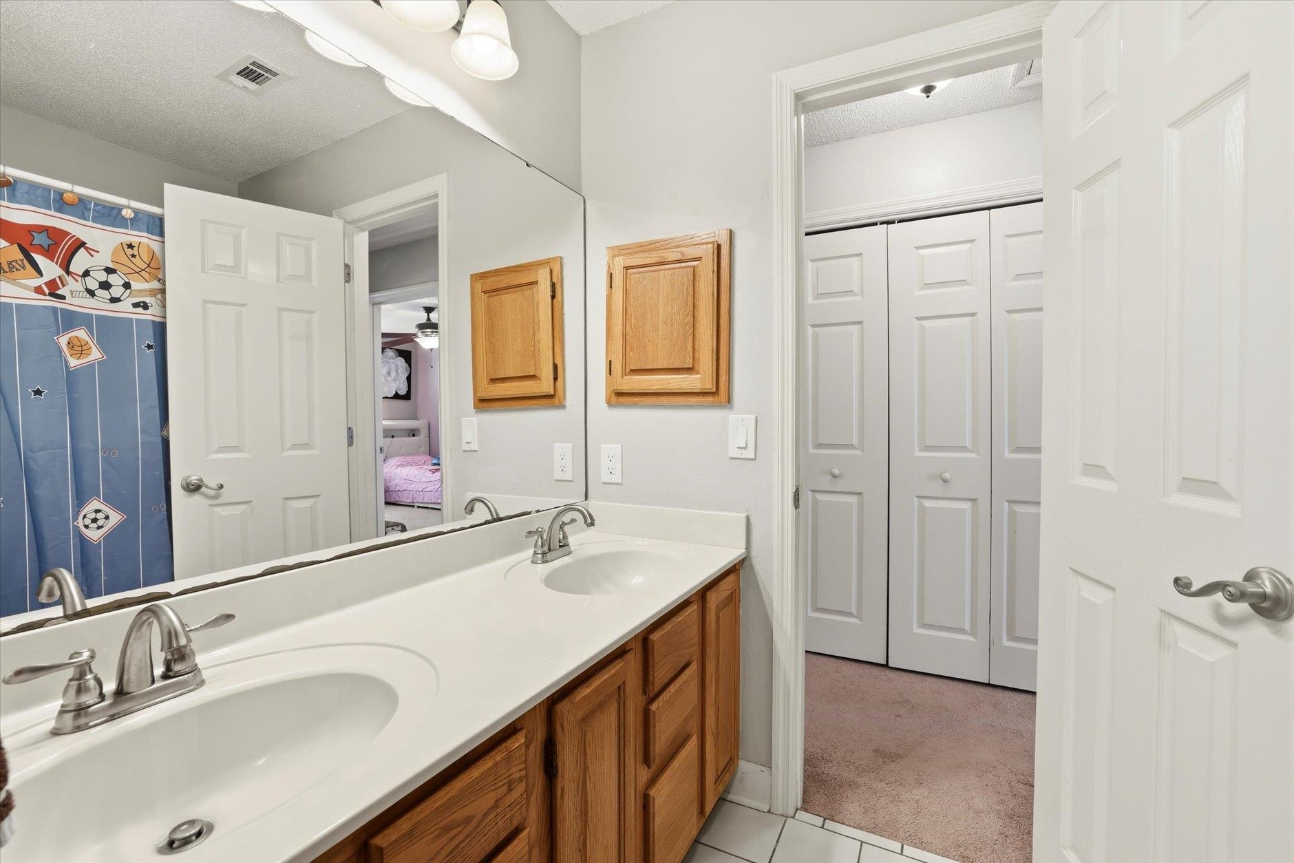 5108 Centennial Oak Circle