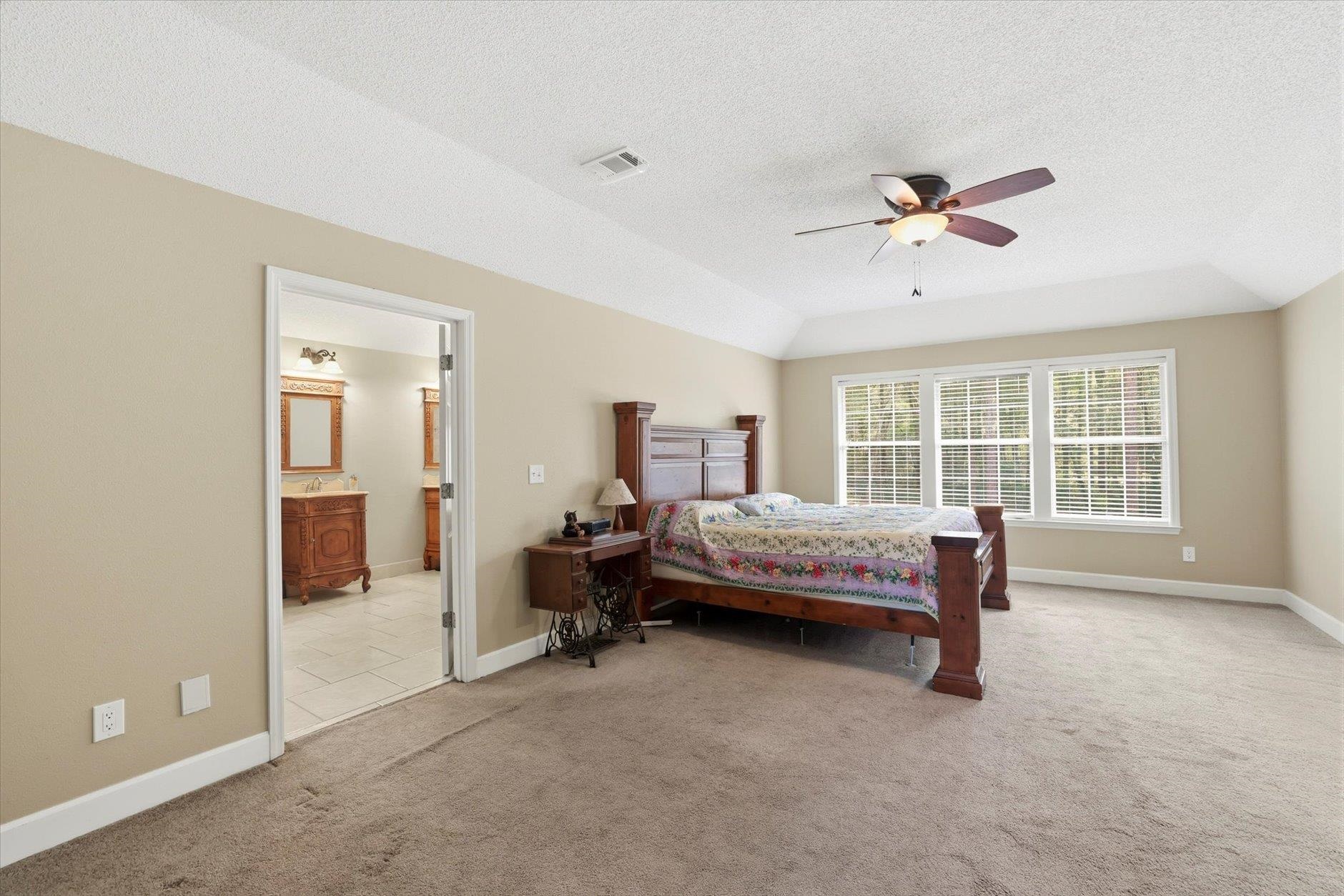 5108 Centennial Oak Circle