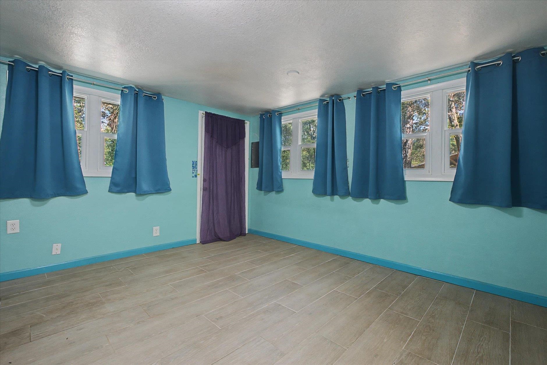 2875 Jewell Drive