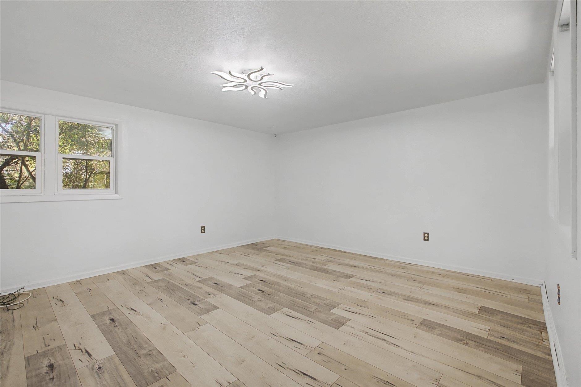 2875 Jewell Drive