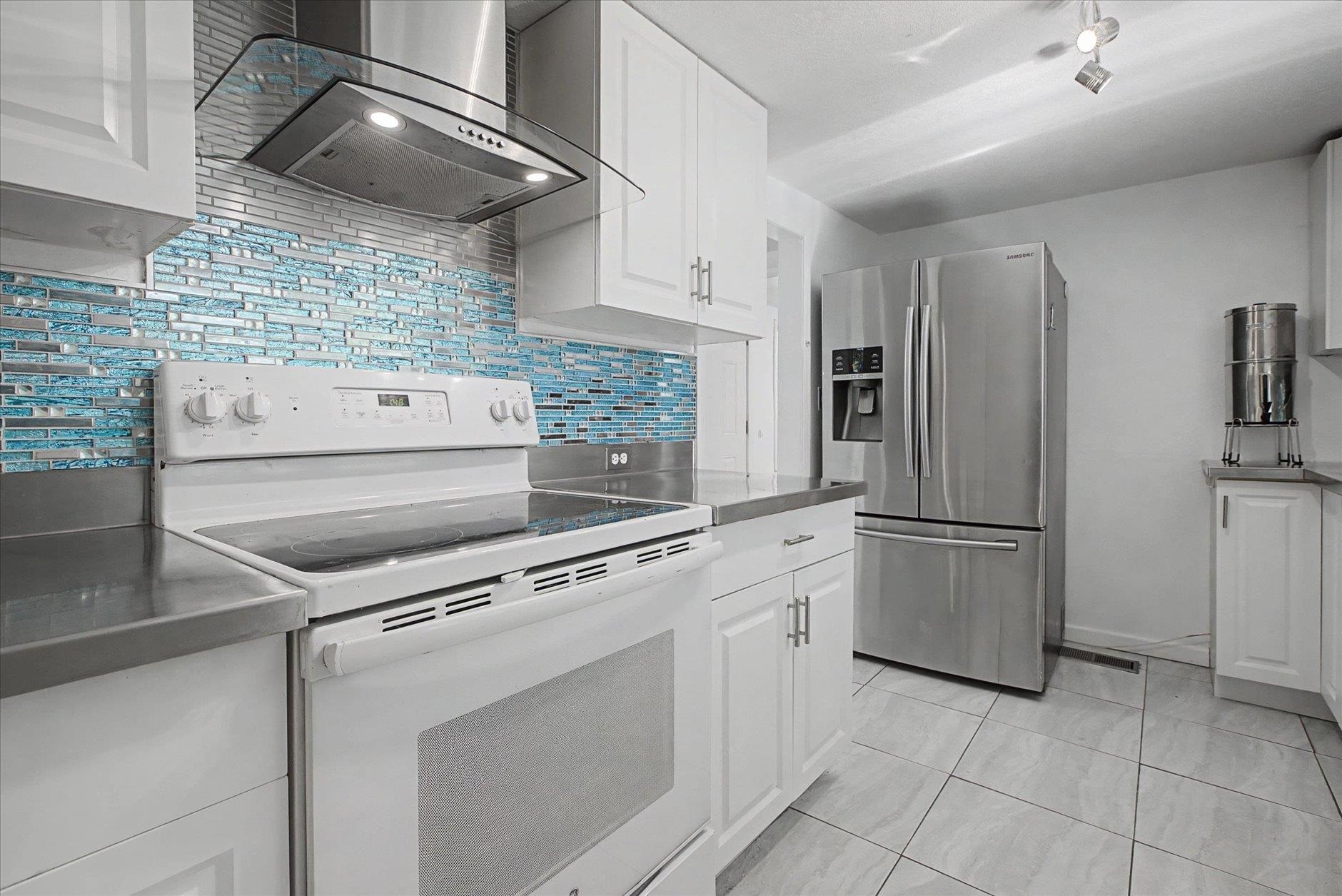 2875 Jewell Drive