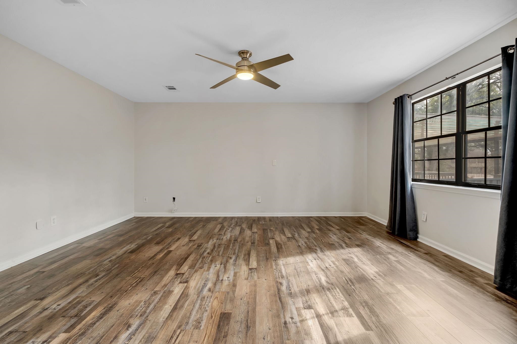 3141 N Shannon Lakes Drive