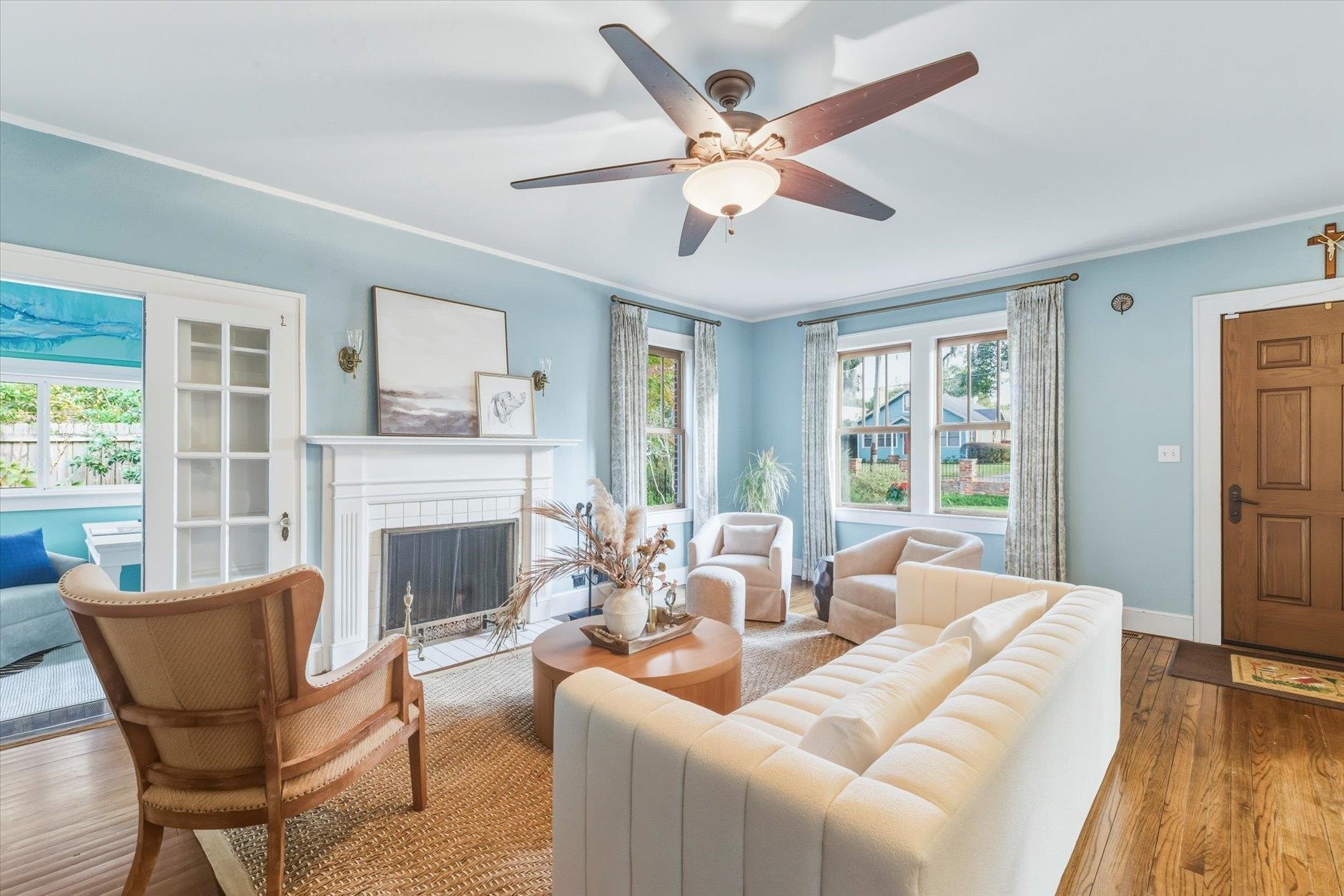 730 E 6Th Avenue Unit: 2