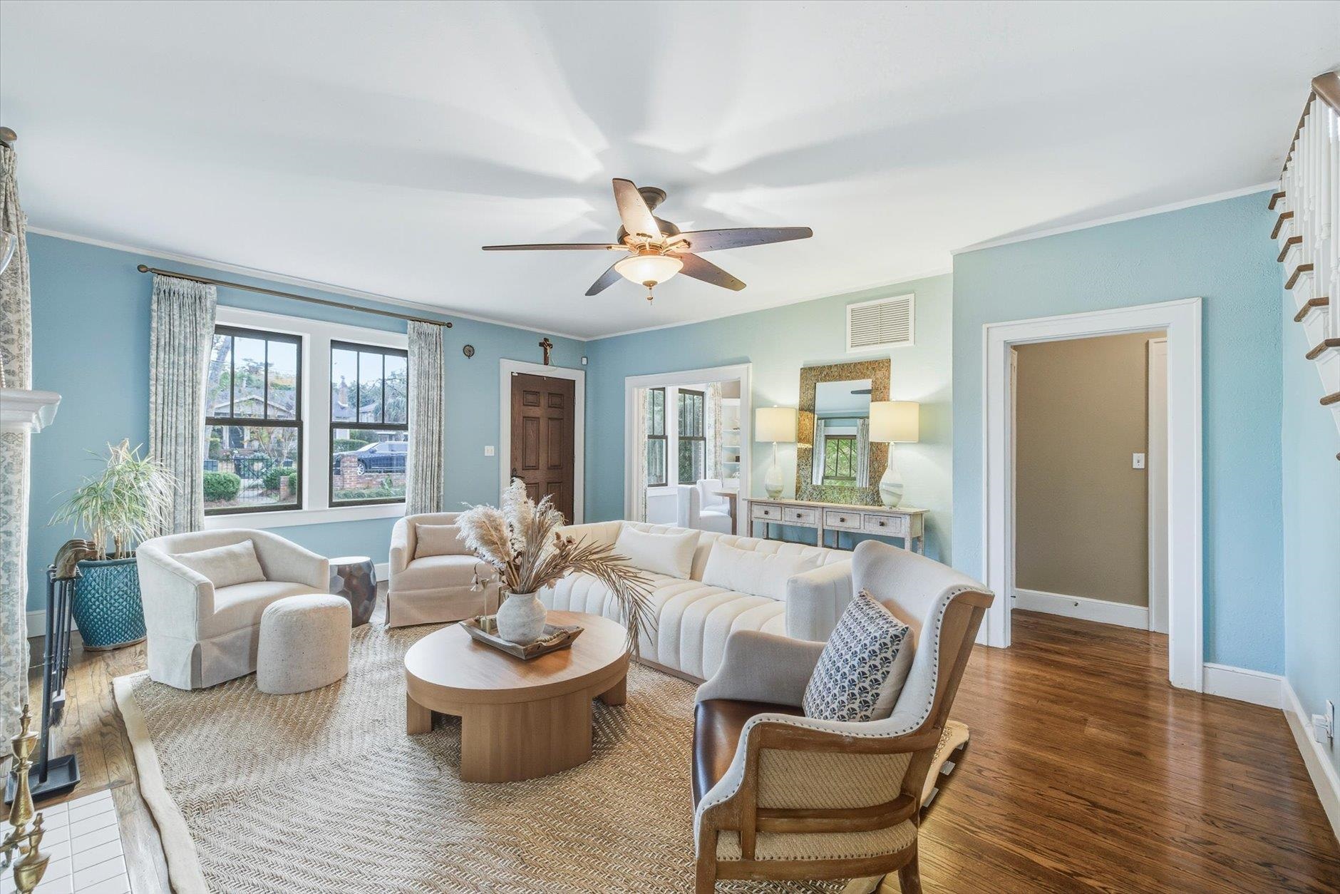 730 E 6Th Avenue Unit: 2